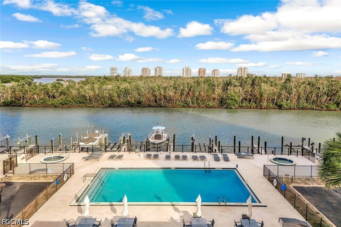 26235 Hickory BLVD 2C