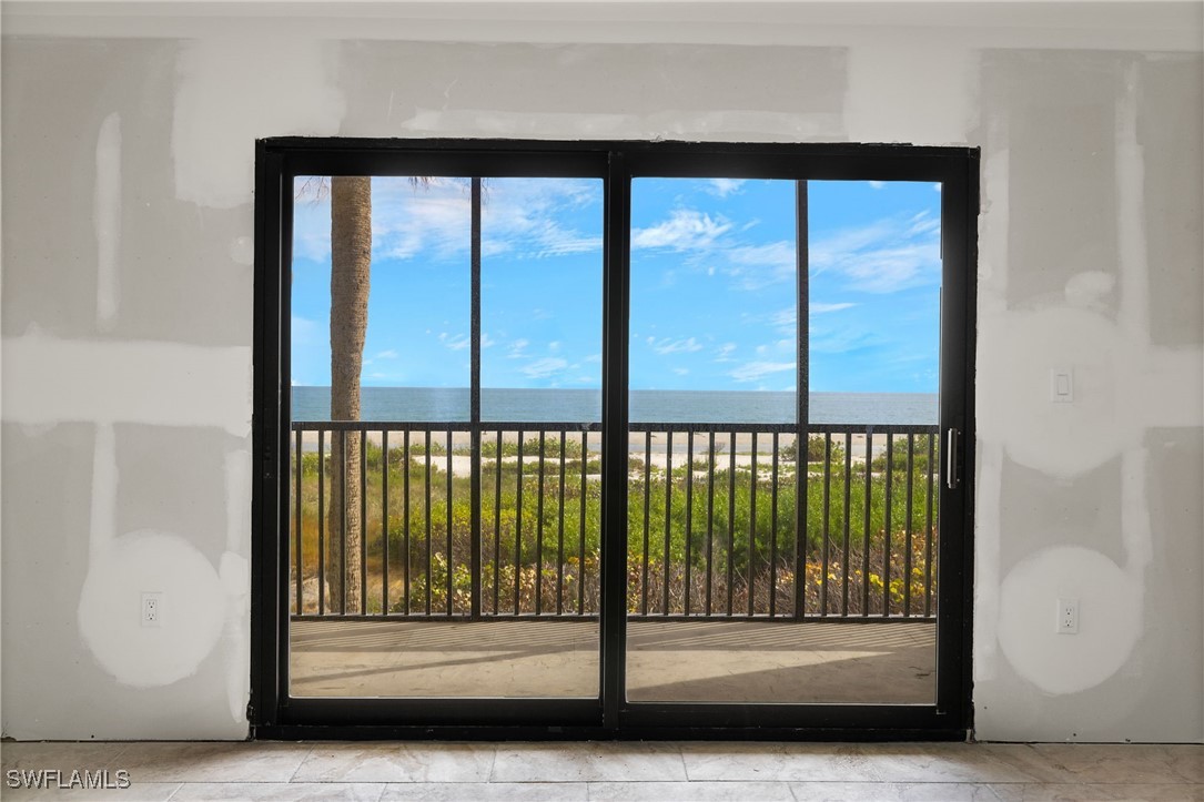 671 E Gulf DR 5B2