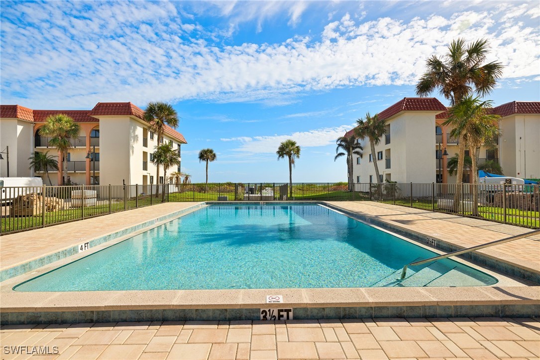 671 E Gulf DR 5B2