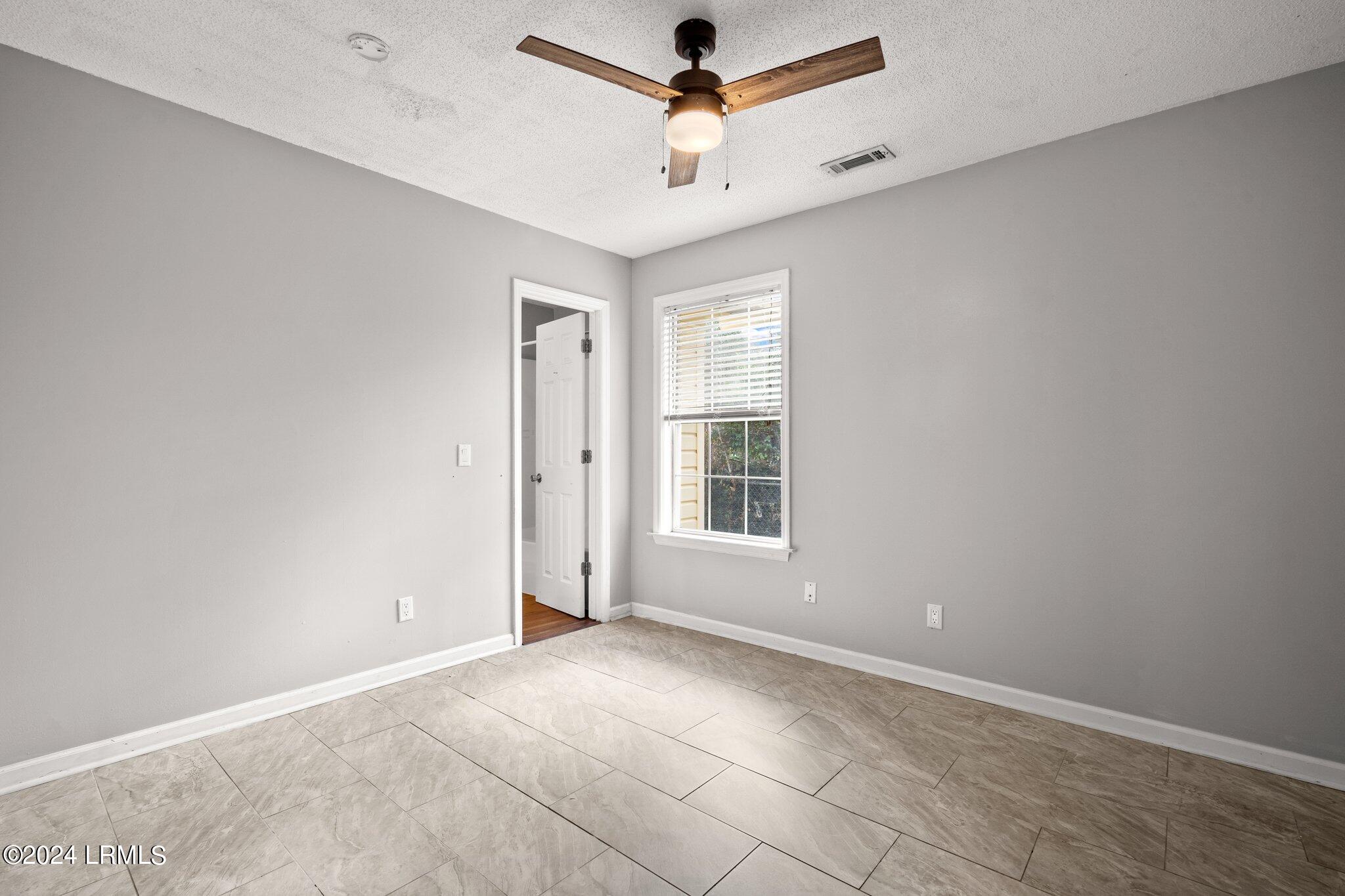 17 Irongate Drive