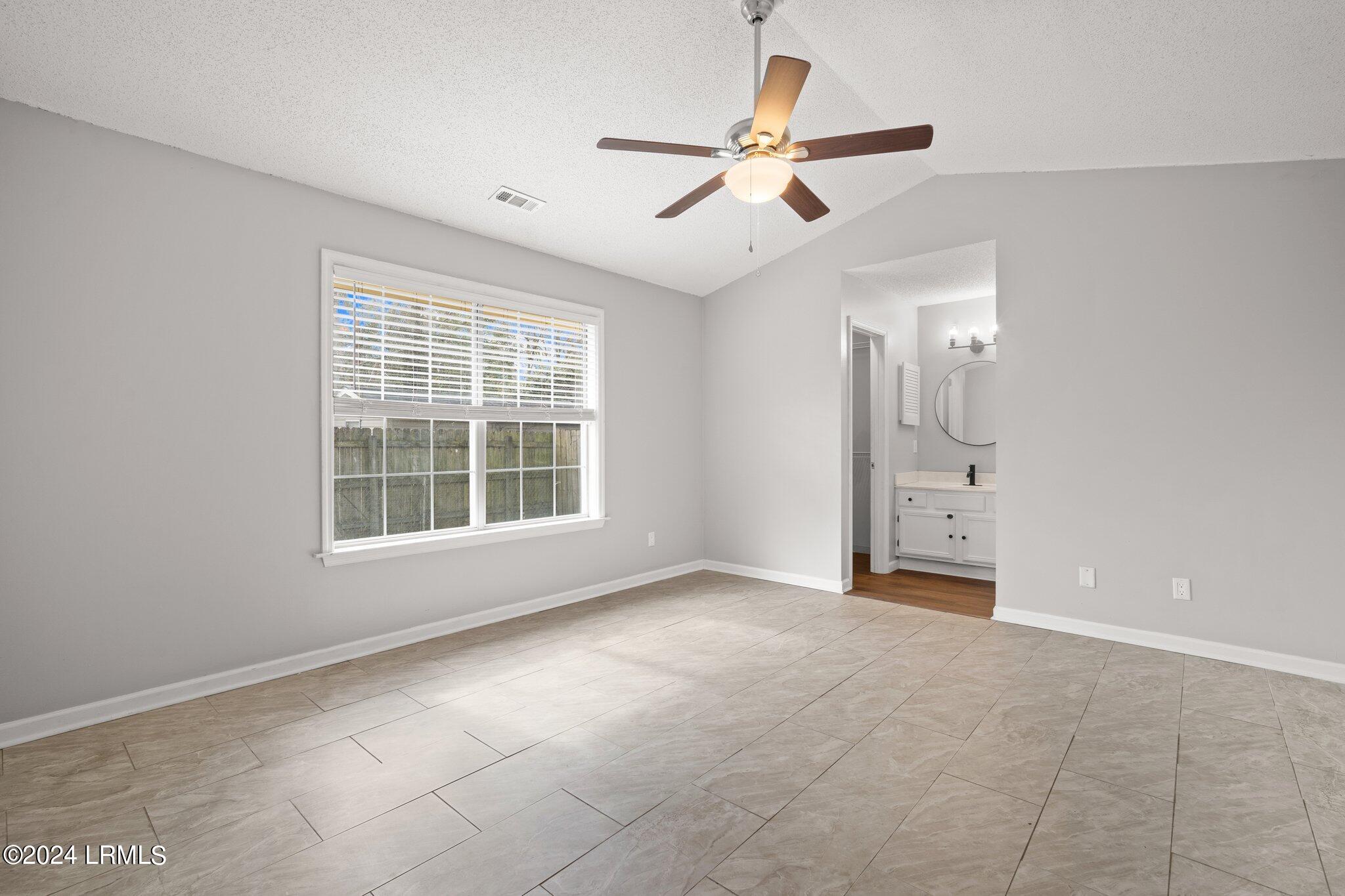 17 Irongate Drive