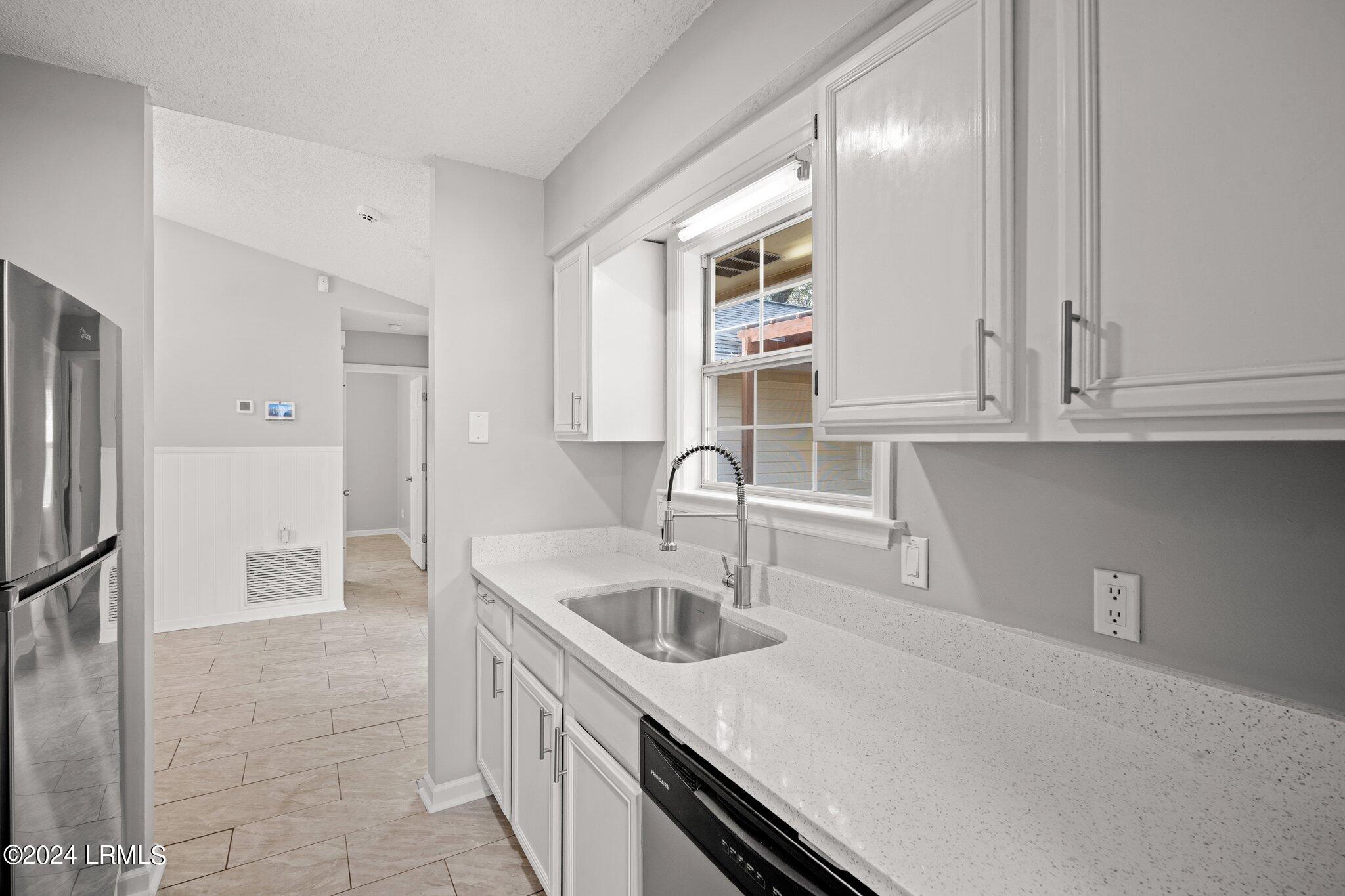 17 Irongate Drive