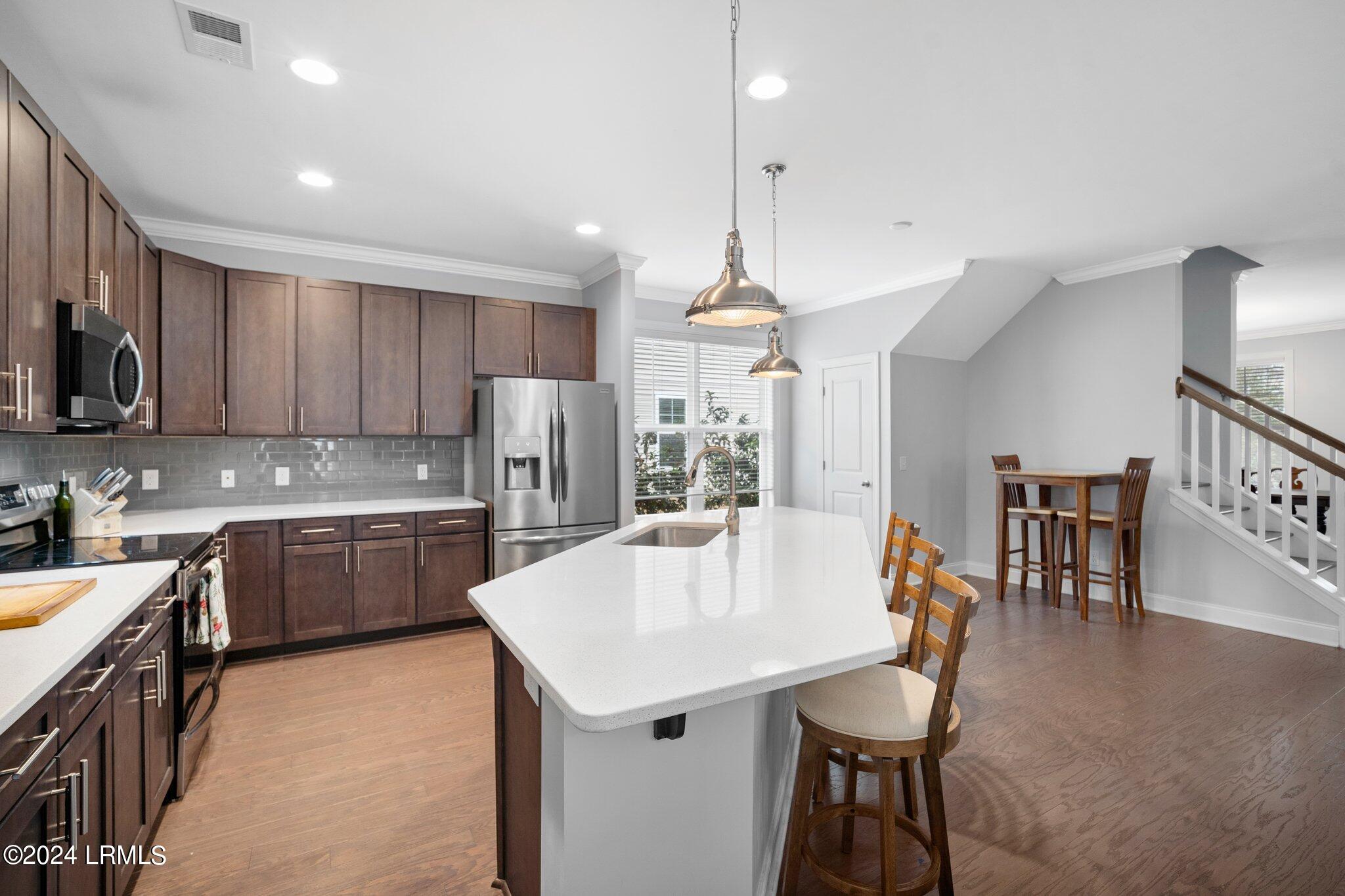 3867 Oyster Bluff Boulevard