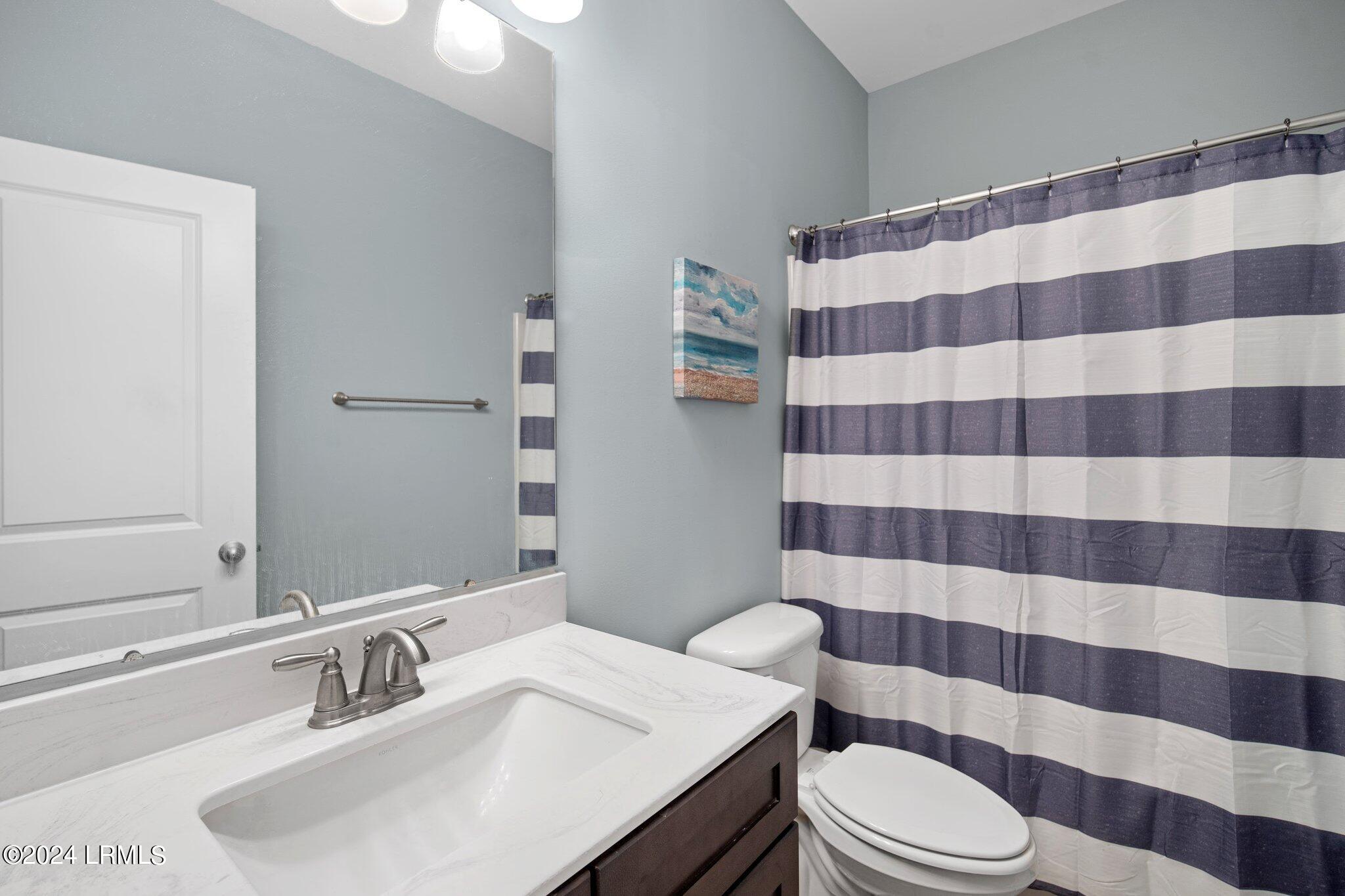 3867 Oyster Bluff Boulevard