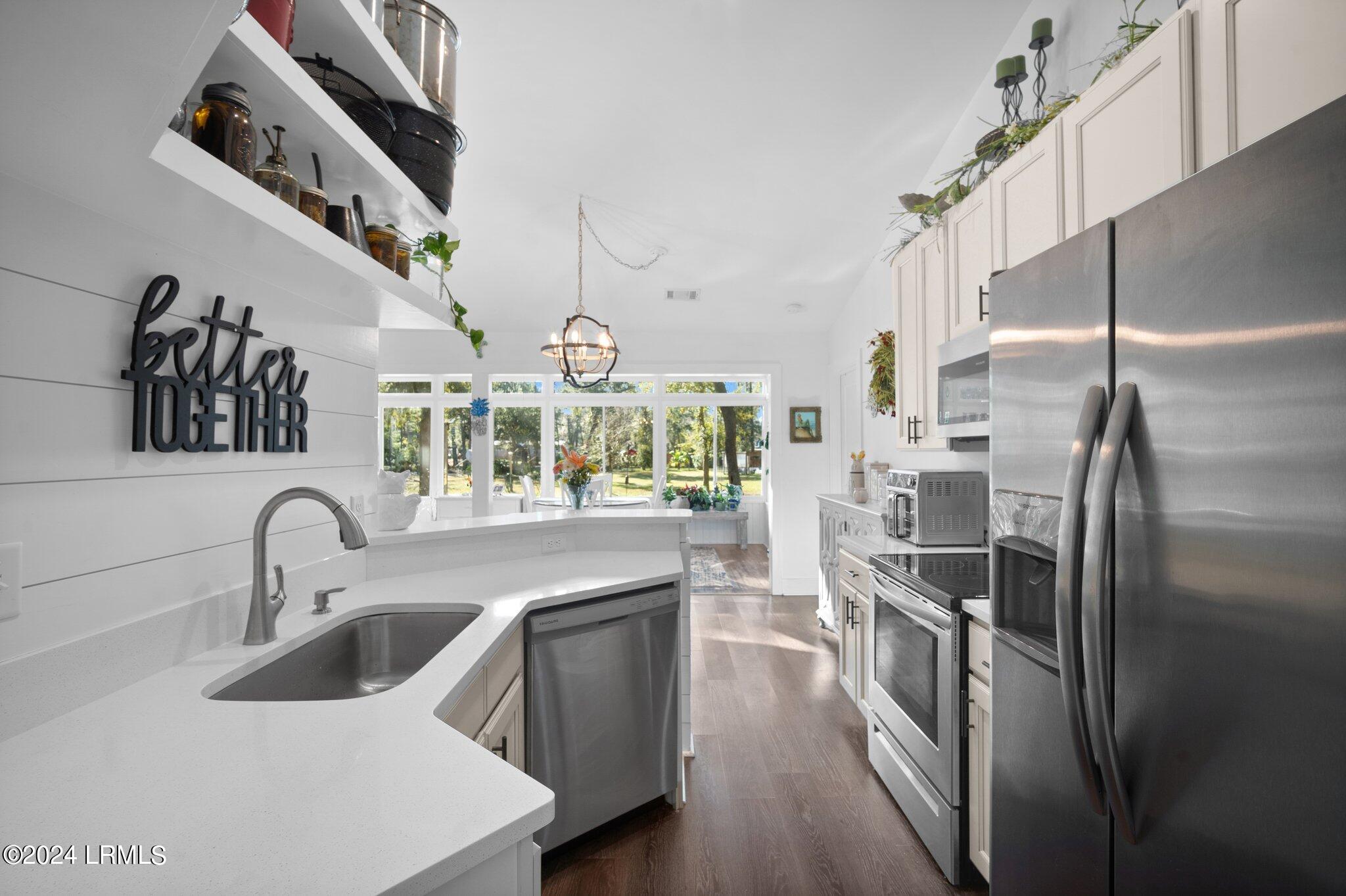 13 Arbor Lane, St. Helena Island