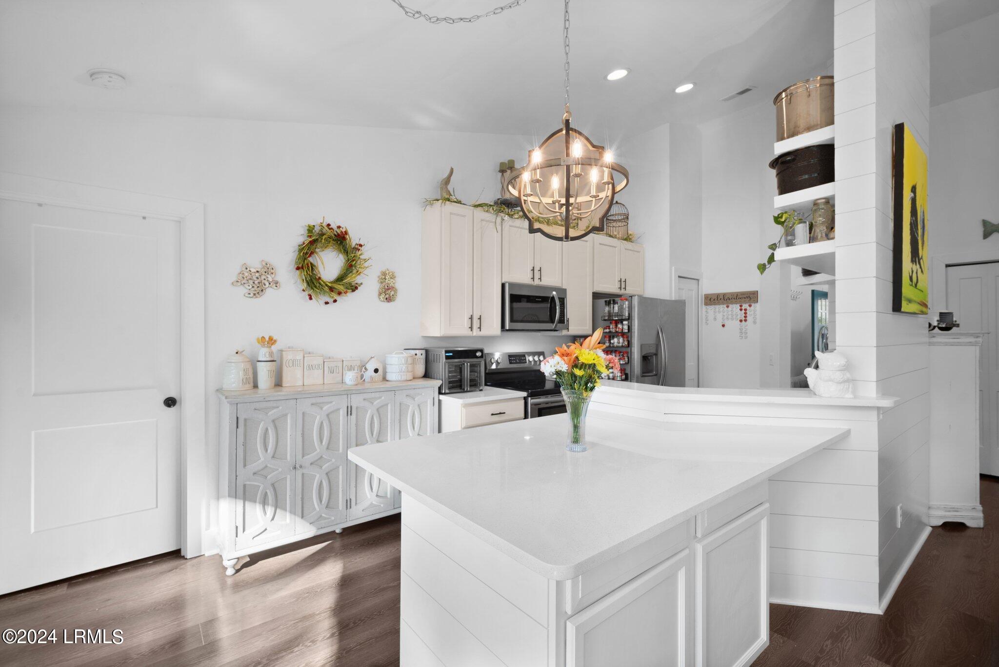 13 Arbor Lane, St. Helena Island
