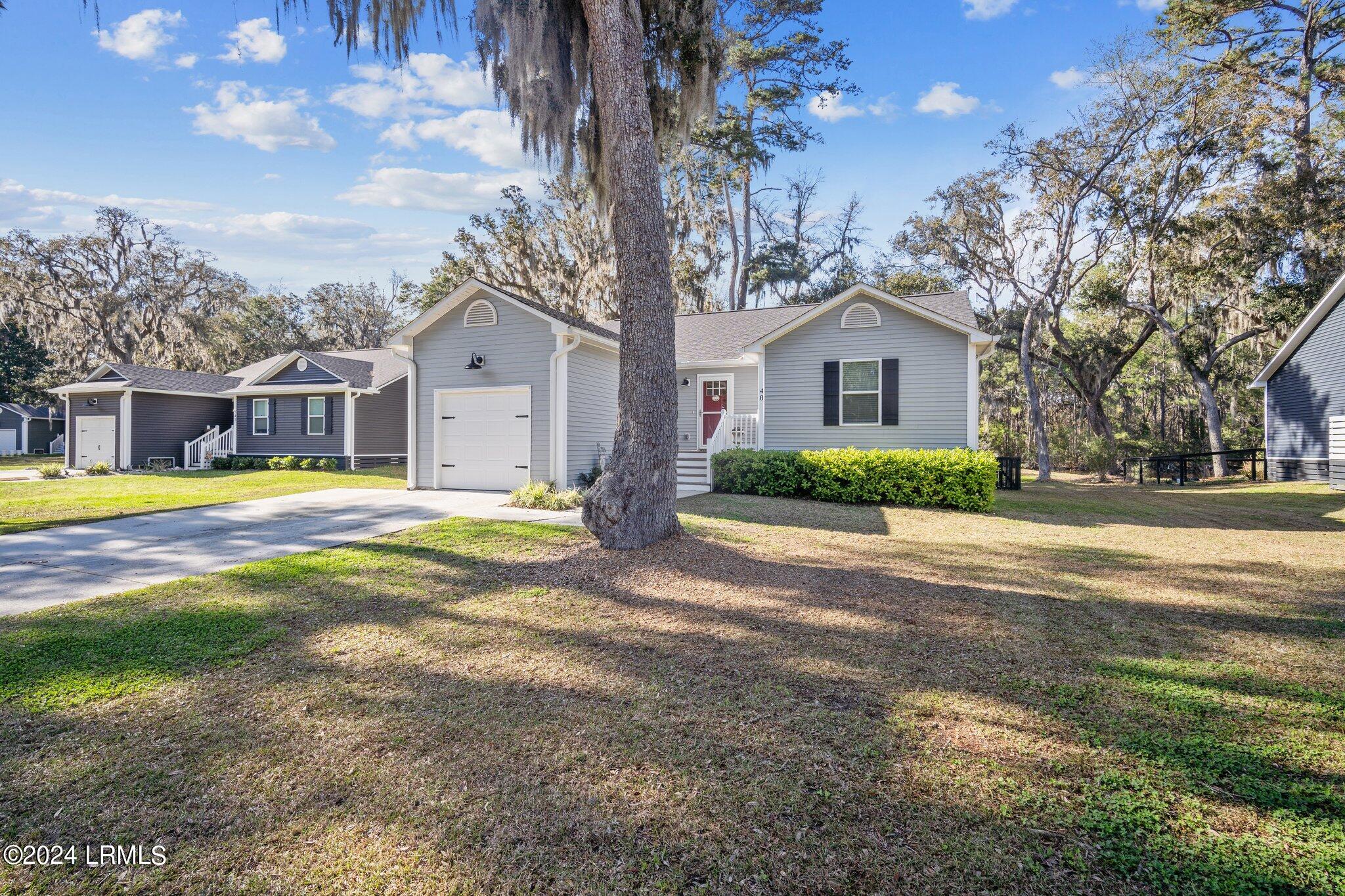 40 Canopy Lane, St. Helena Island