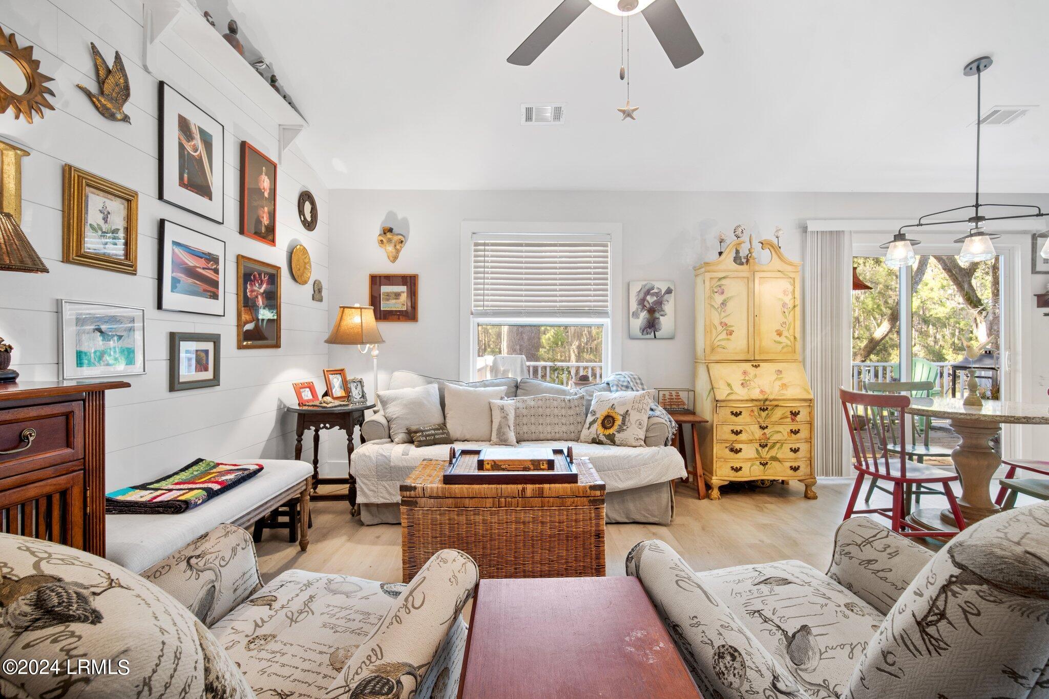 40 Canopy Lane, St. Helena Island