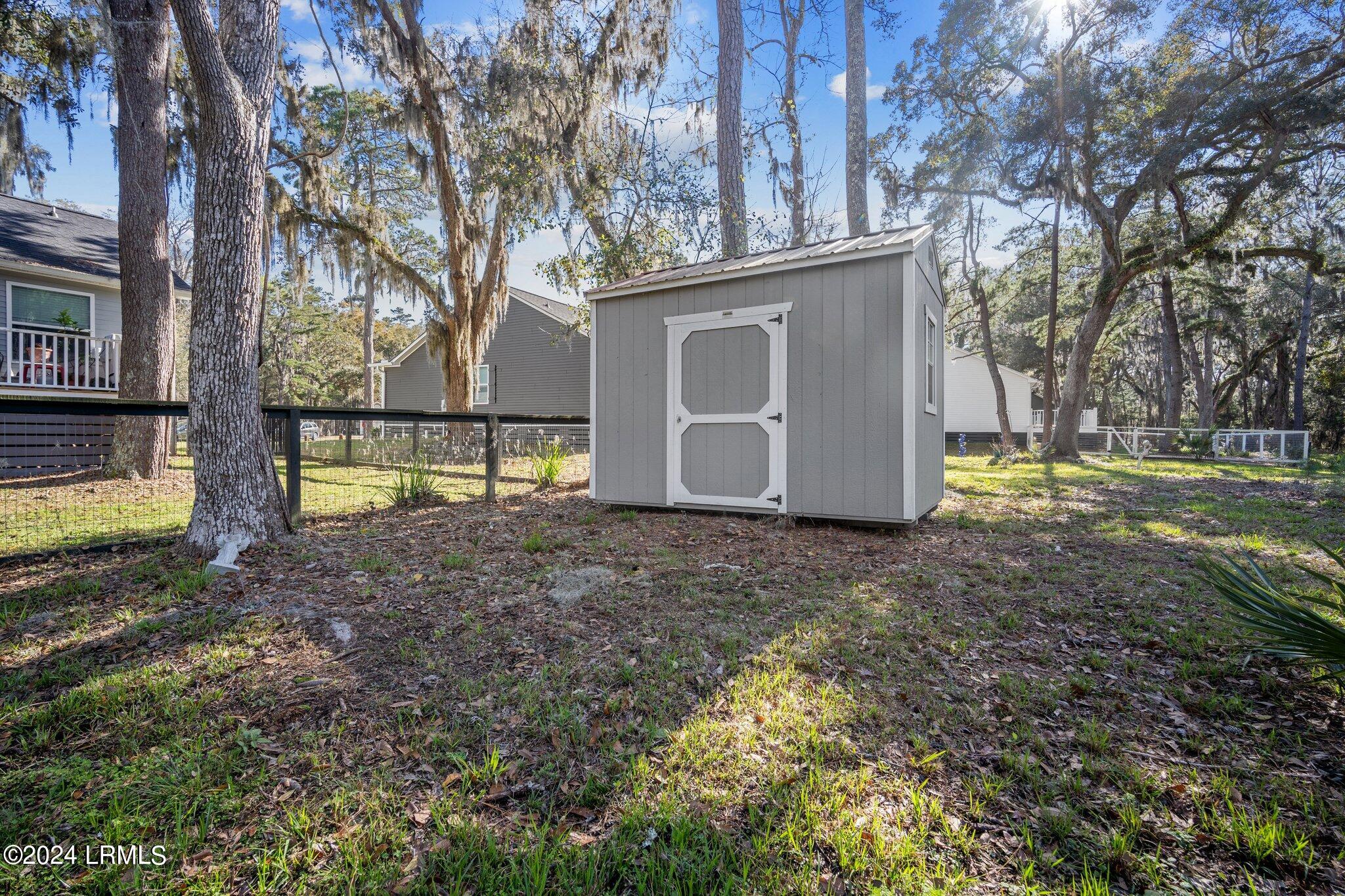 40 Canopy Lane, St. Helena Island