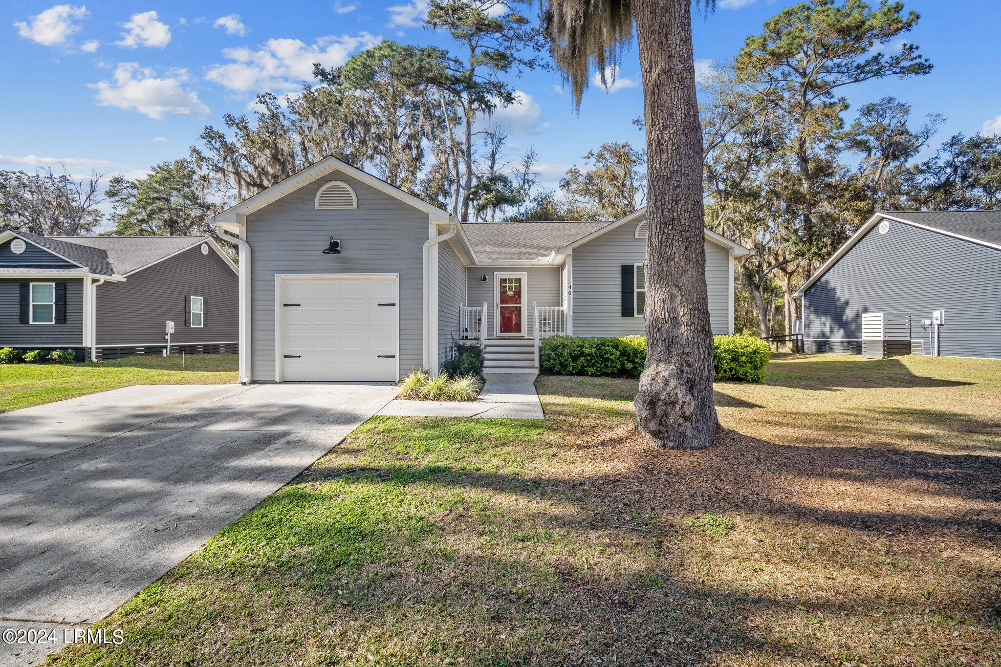 40 Canopy Lane, St. Helena Island