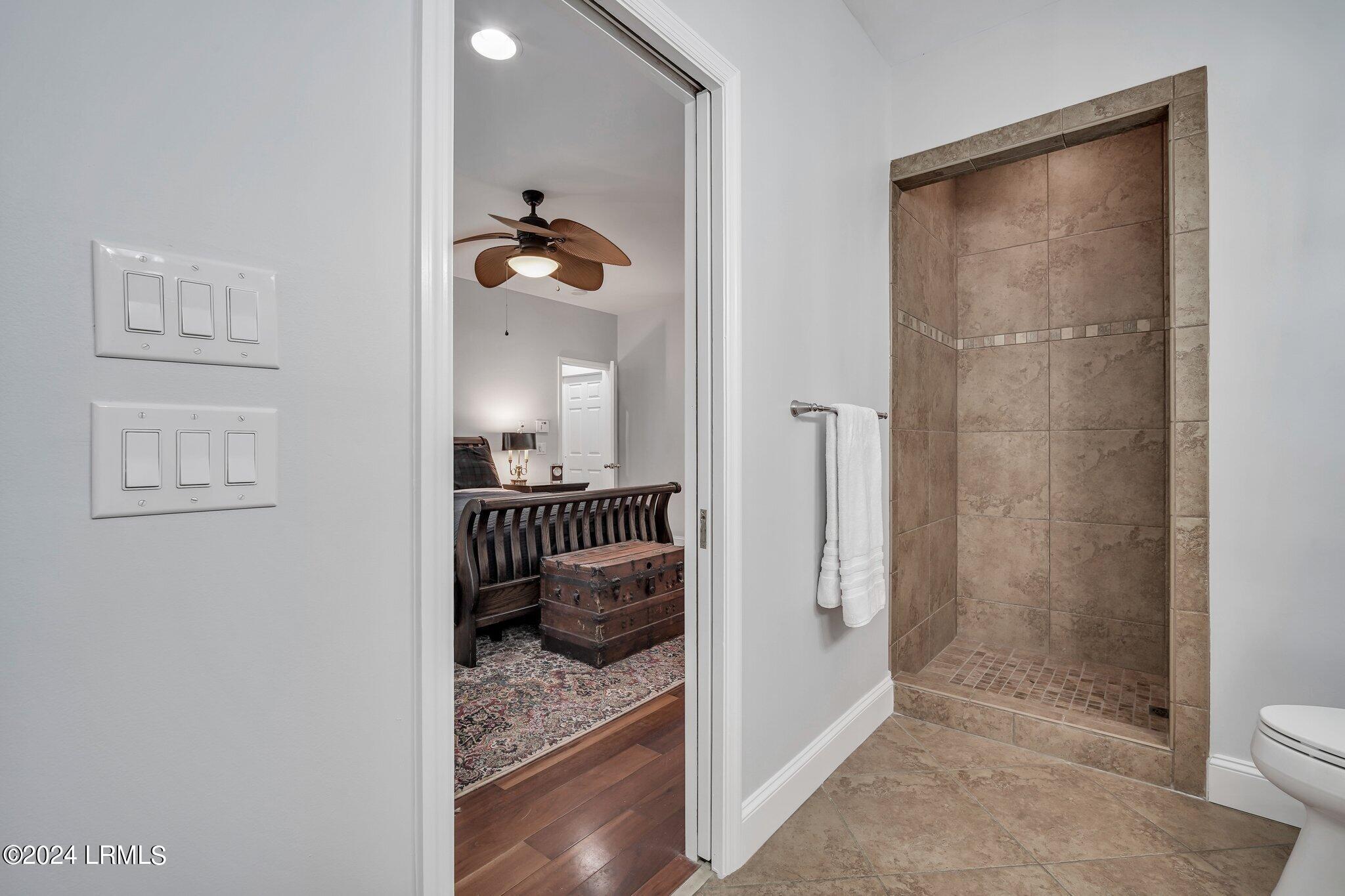 402 Island Circle E, St. Helena Island