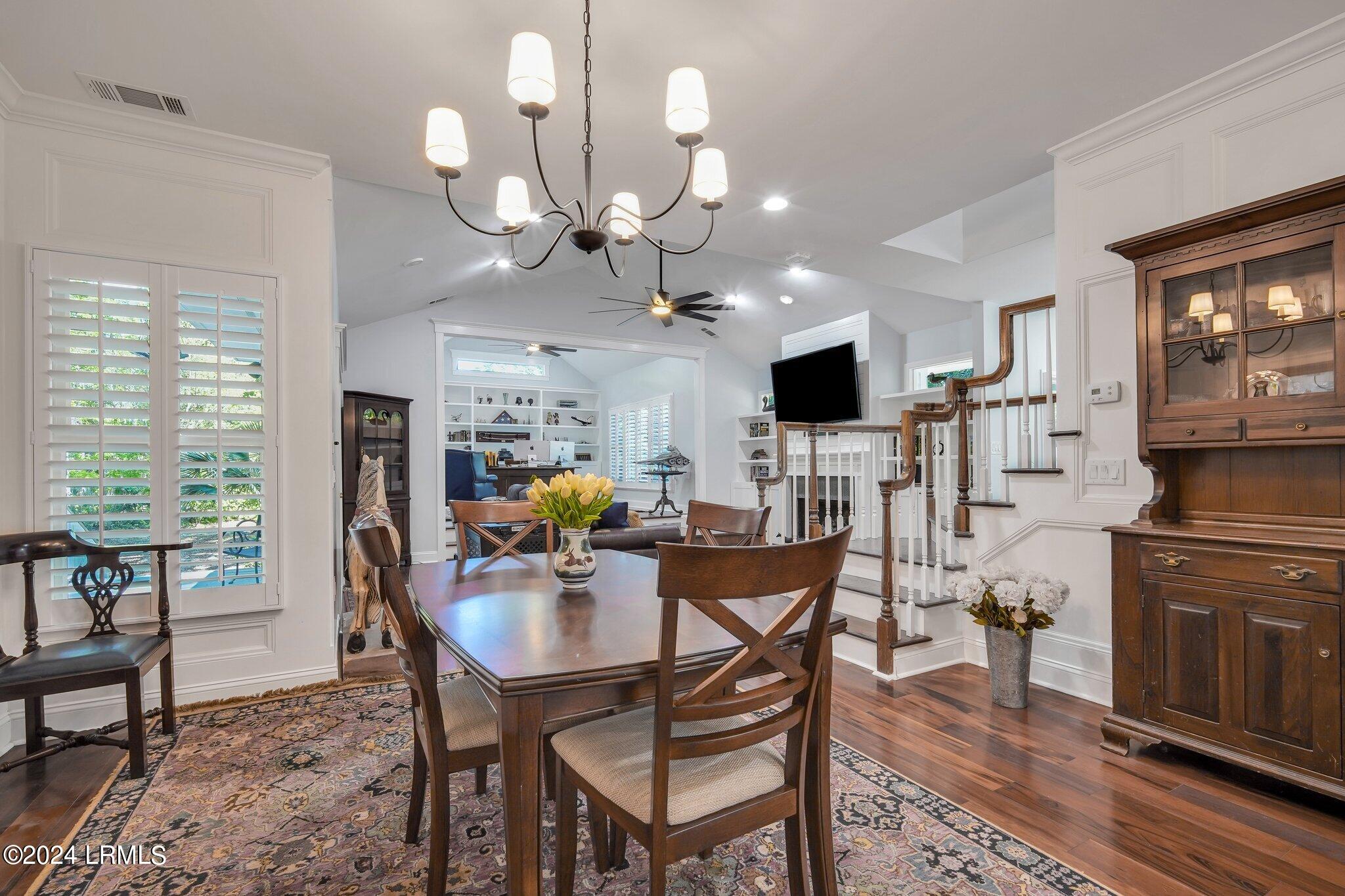 402 Island Circle E, St. Helena Island