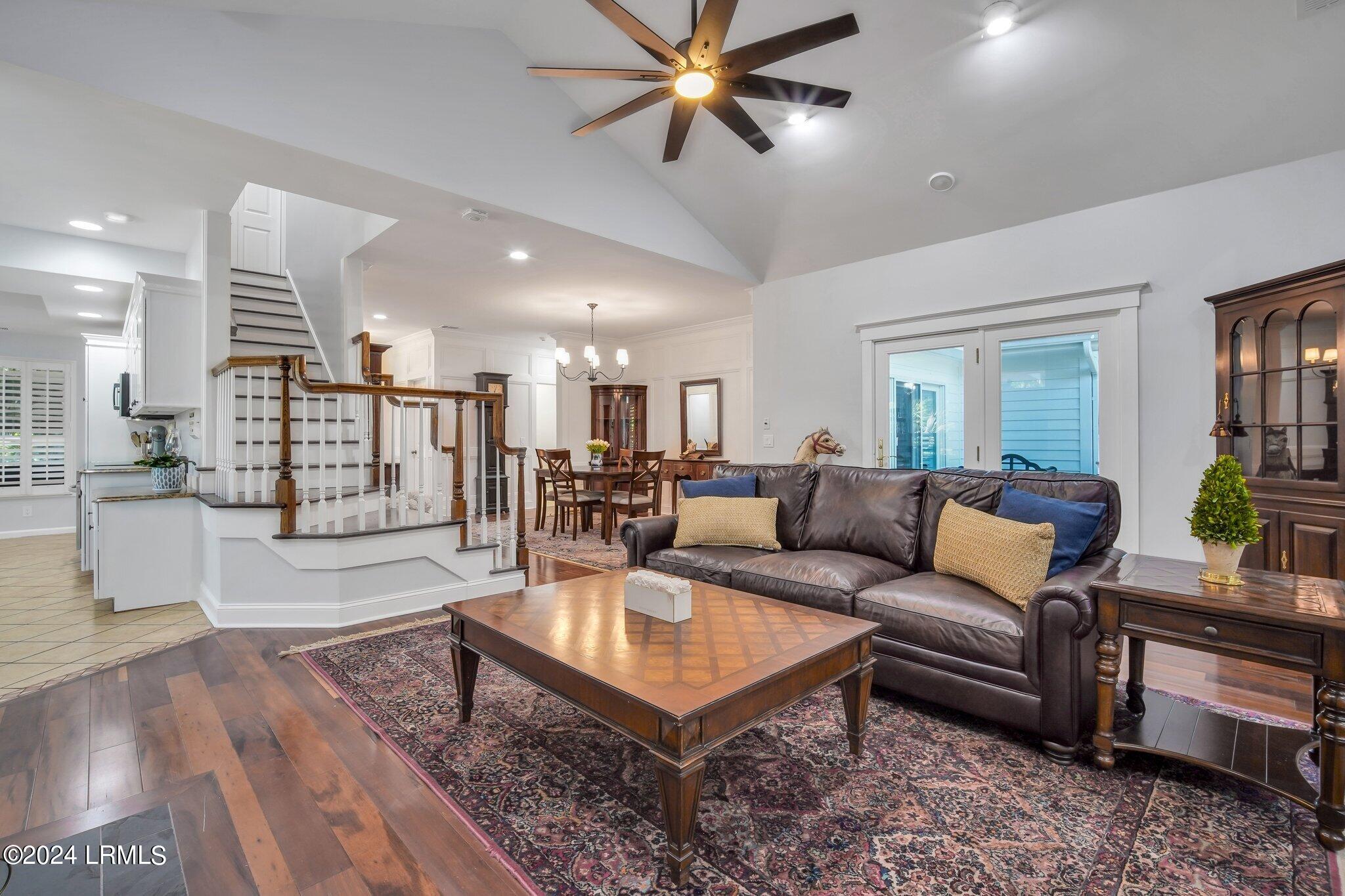 402 Island Circle E, St. Helena Island