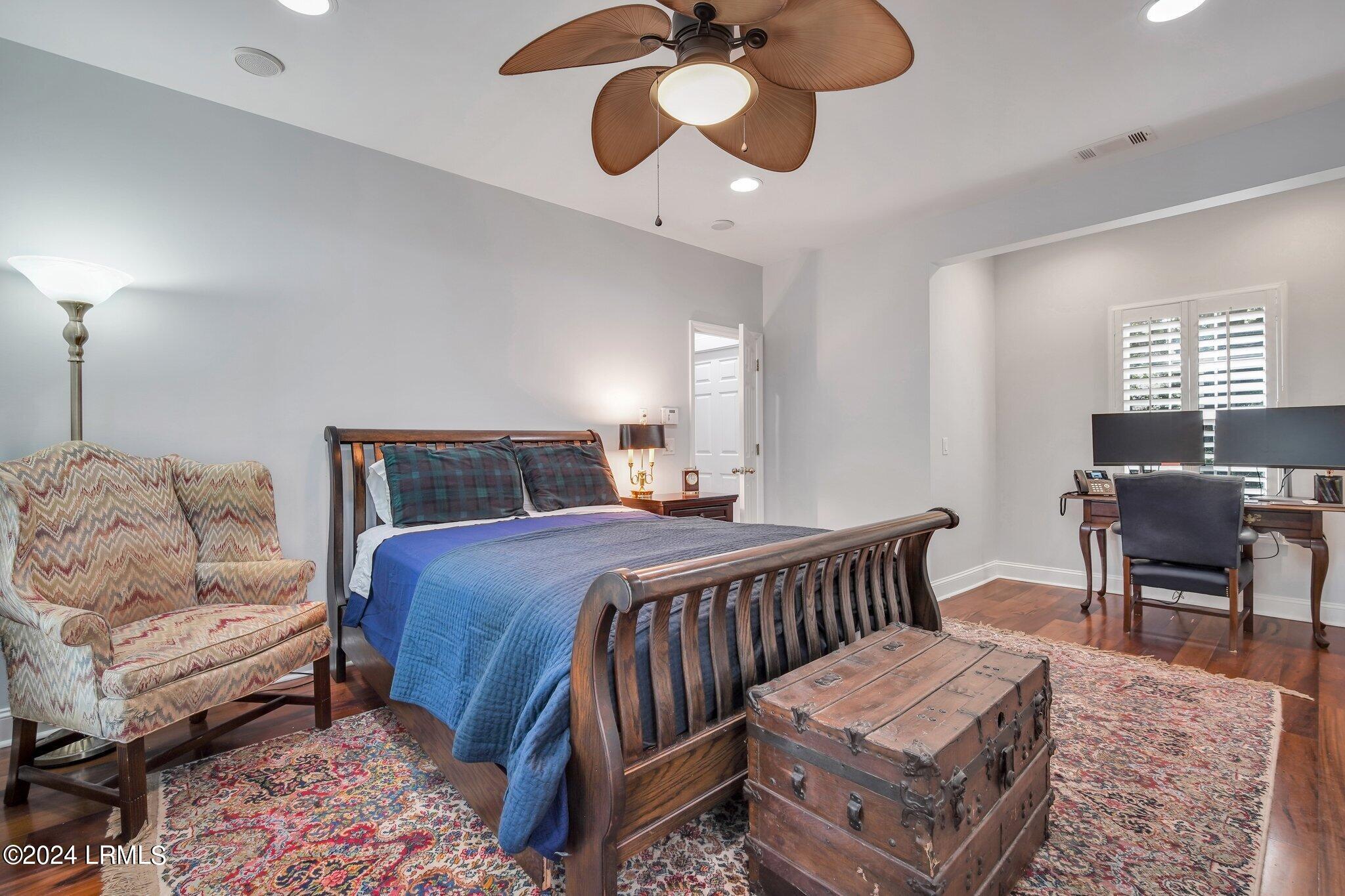 402 Island Circle E, St. Helena Island