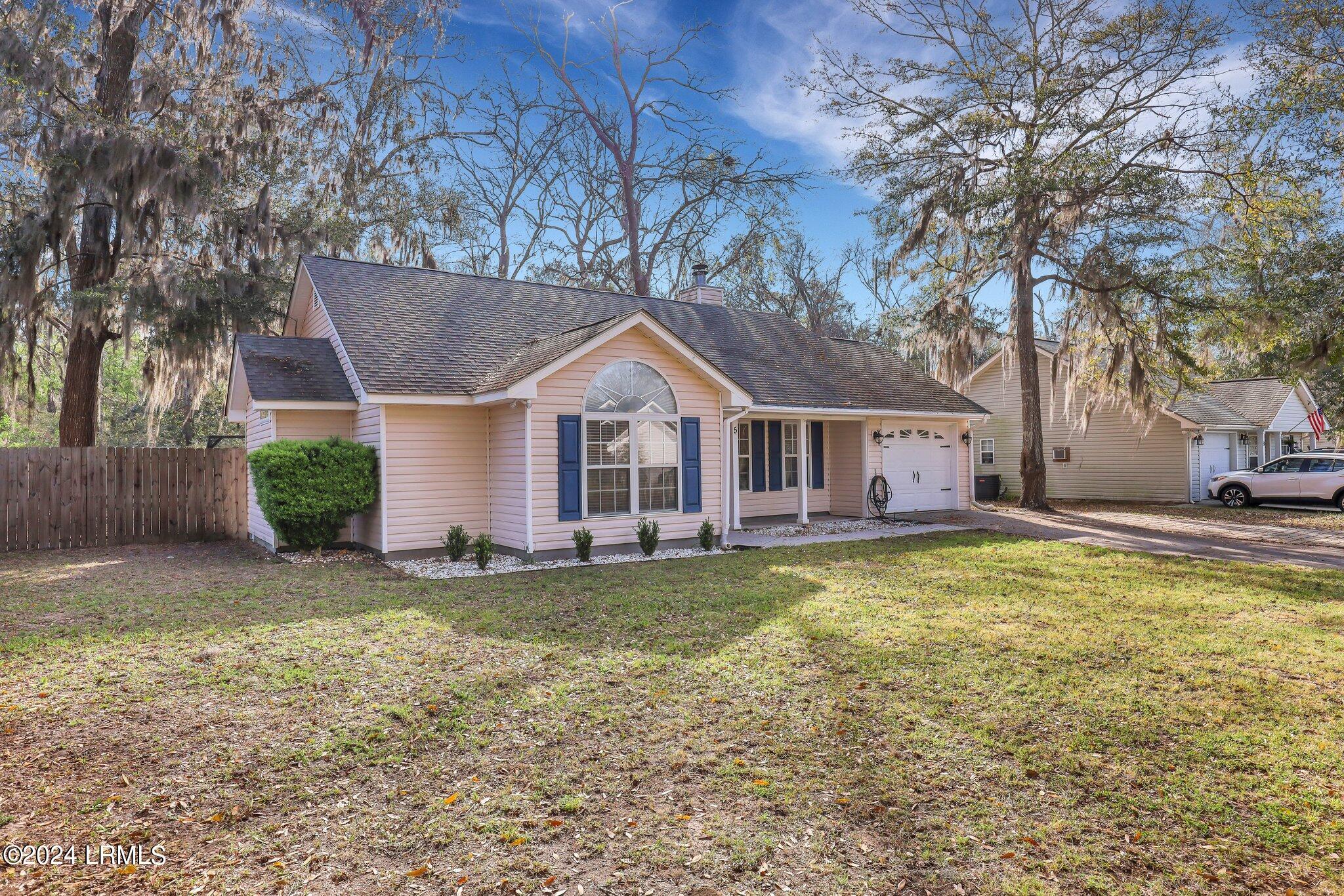 5 Spanish Moss Drive