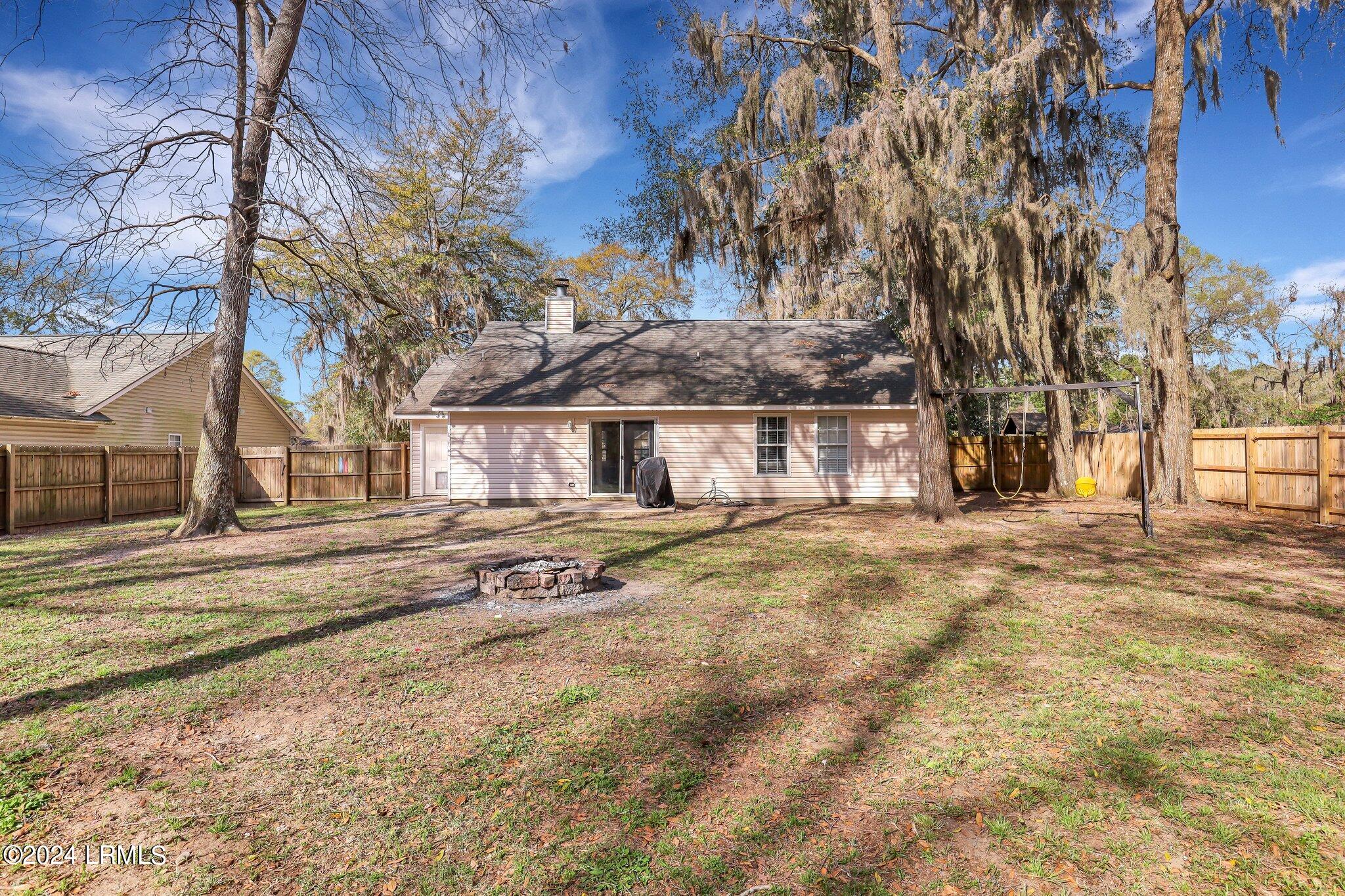 5 Spanish Moss Drive