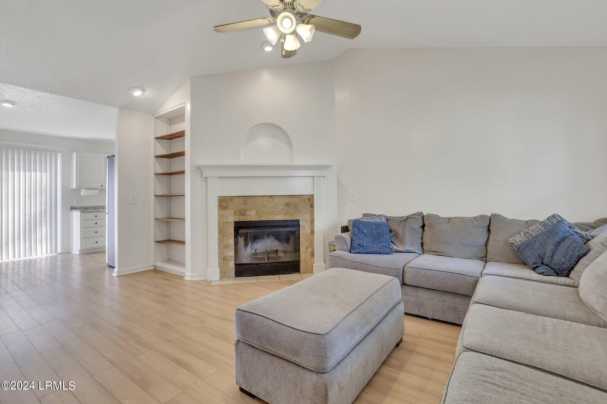 5 Spanish Moss Drive