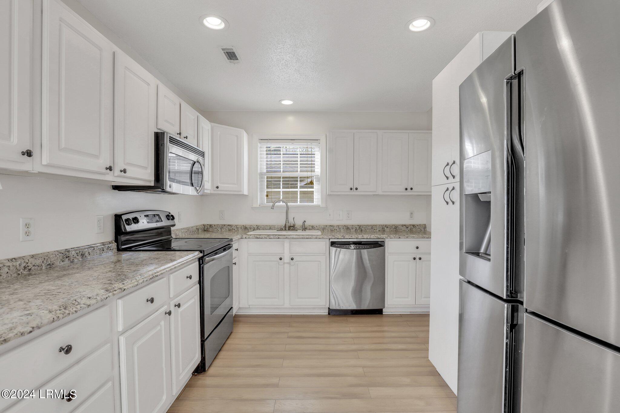 5 Spanish Moss Drive