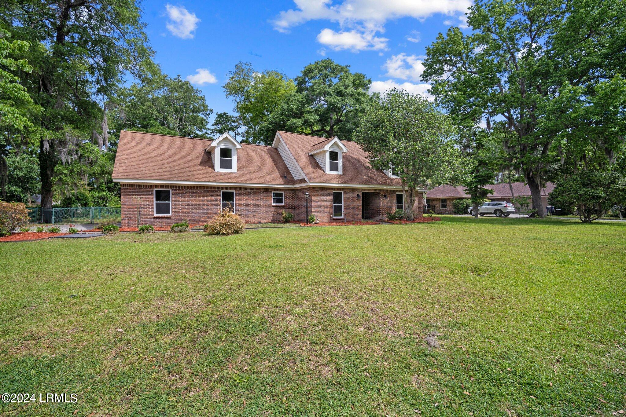 11 Chesterfield Drive