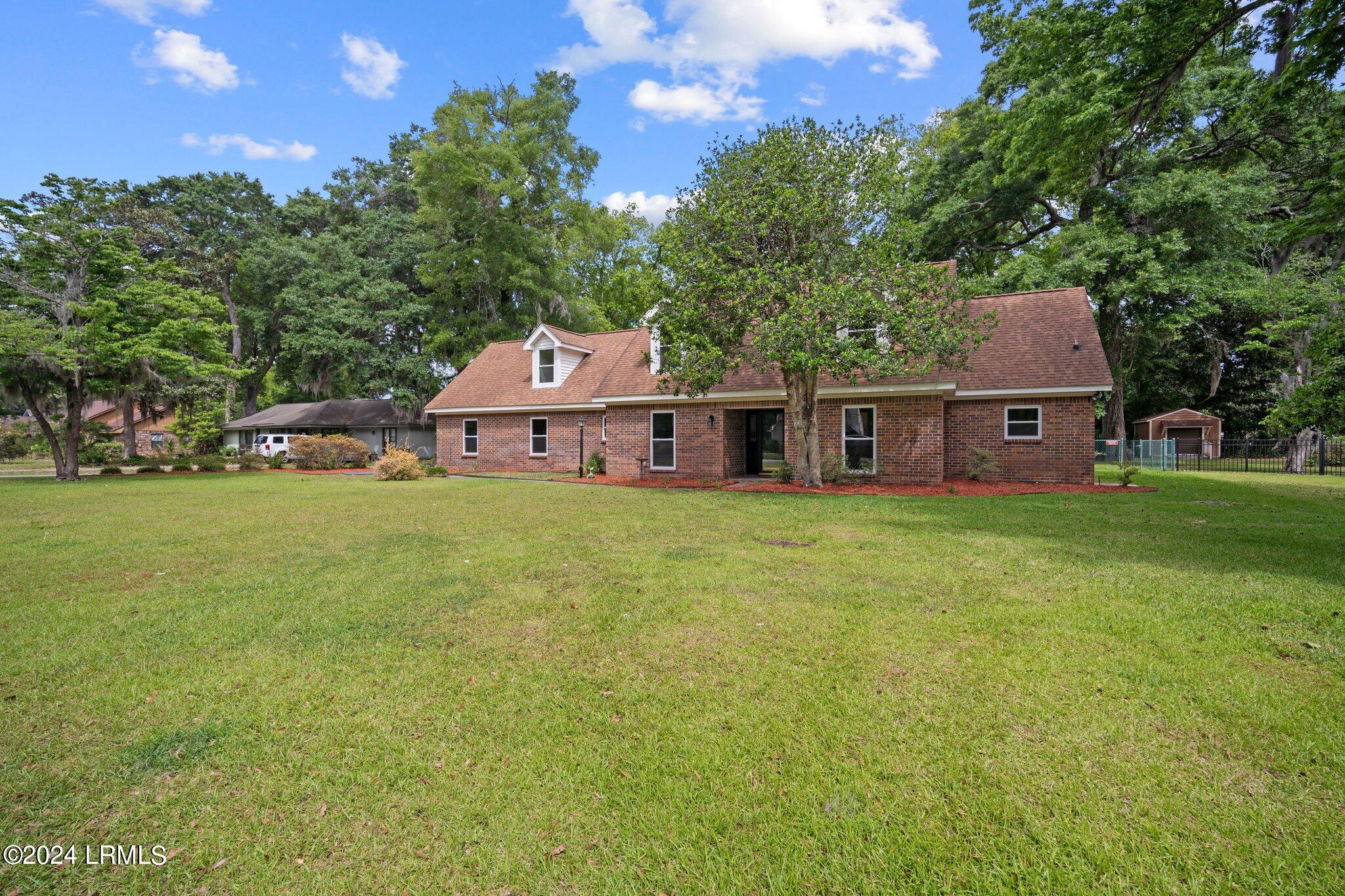 11 Chesterfield Drive