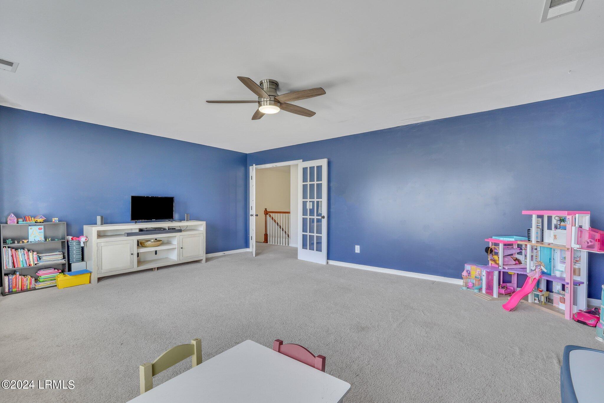 8547 Sentry Circle