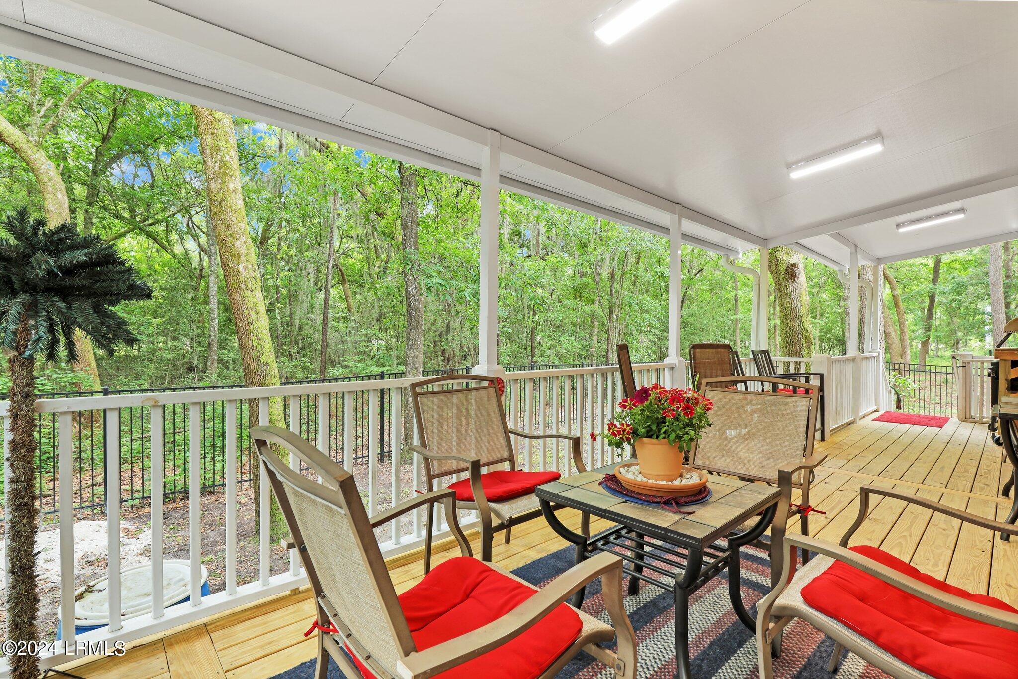 15 Arbor Lane, St. Helena Island