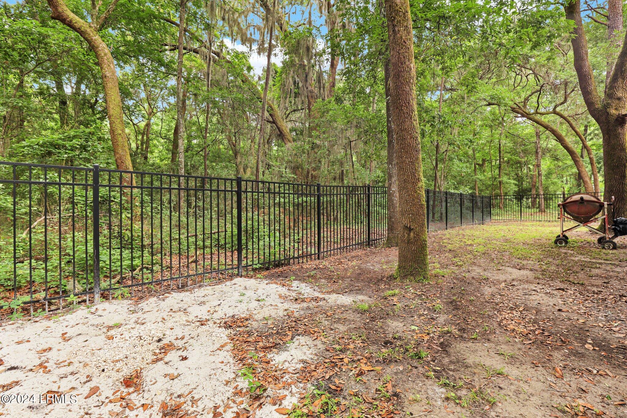 15 Arbor Lane, St. Helena Island