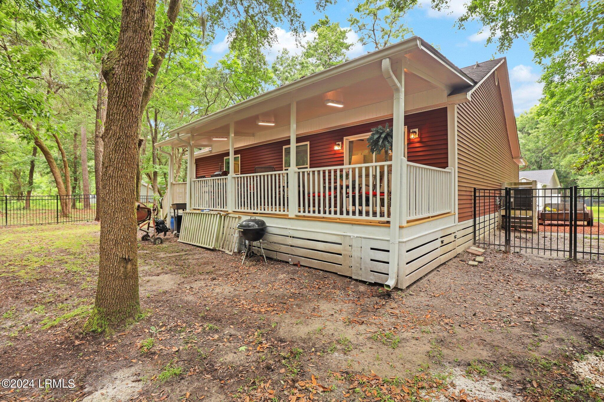 15 Arbor Lane, St. Helena Island