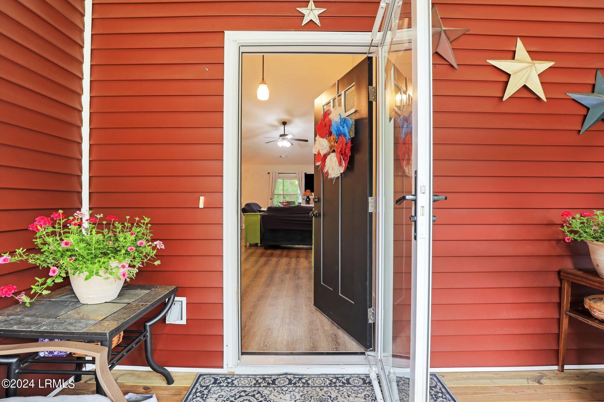 15 Arbor Lane, St. Helena Island