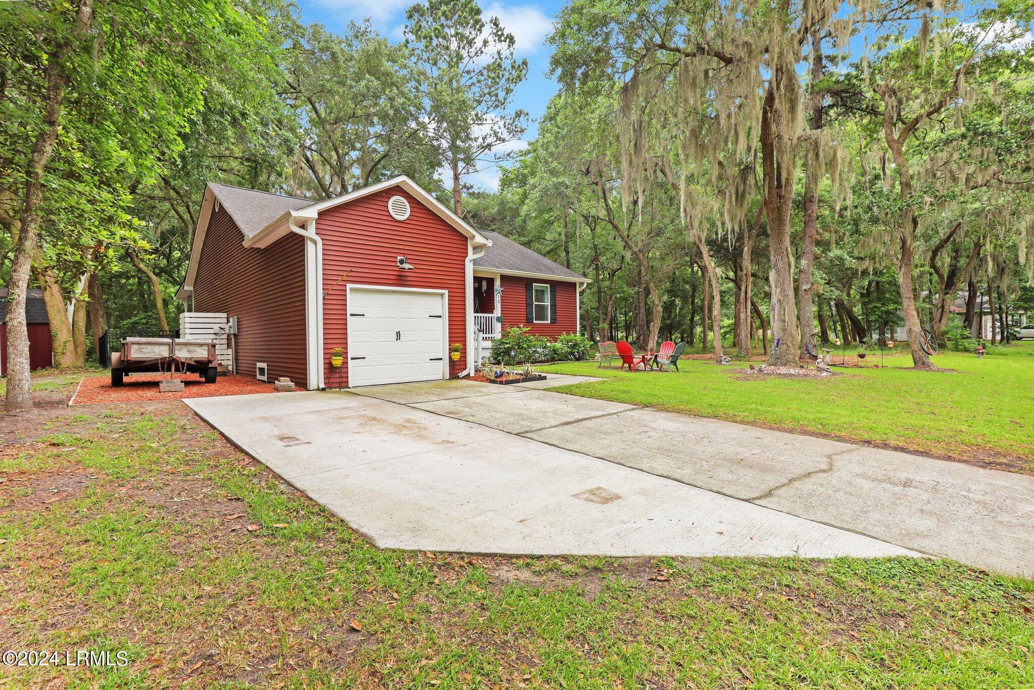 15 Arbor Lane, St. Helena Island