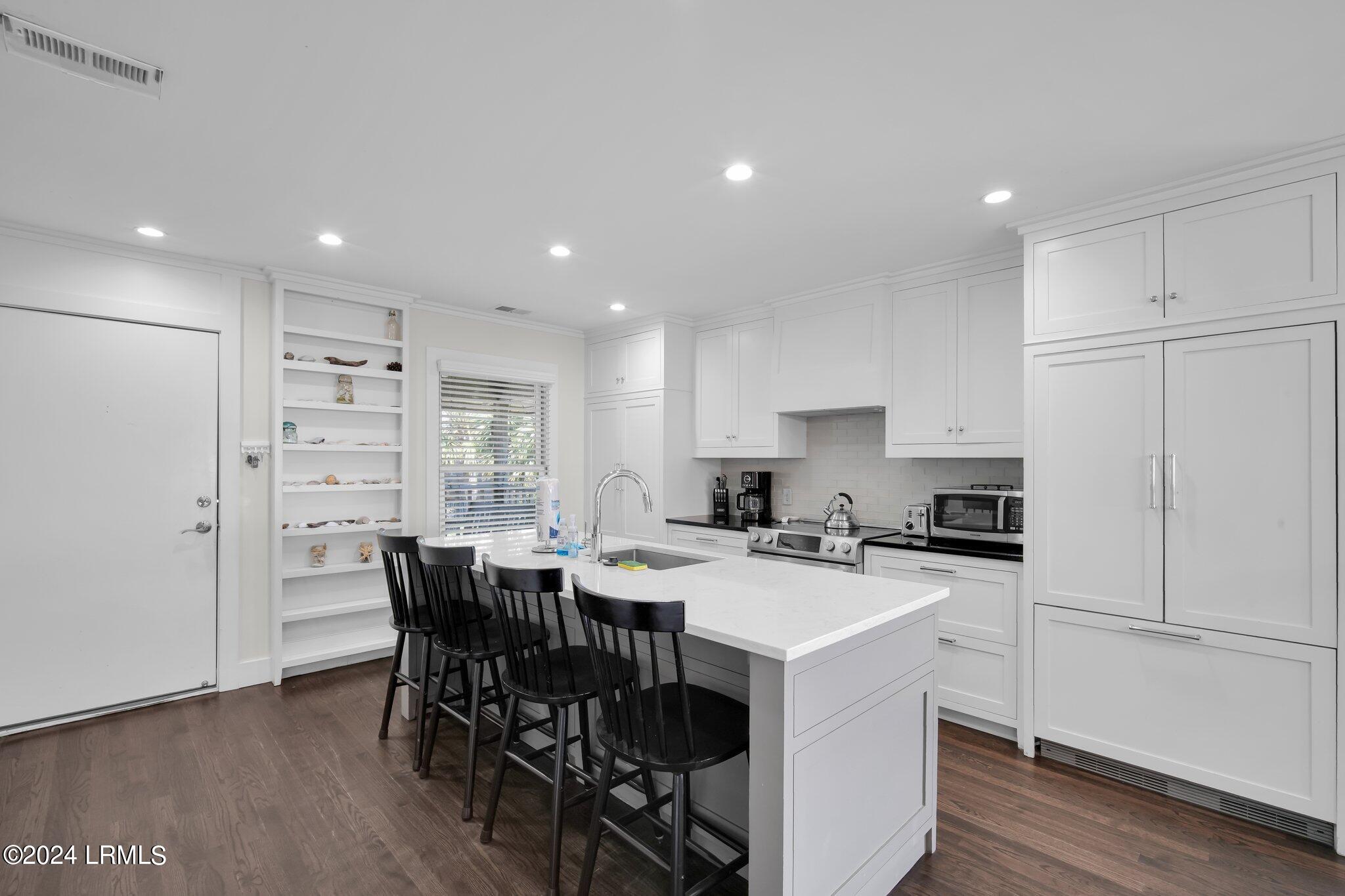 47 S Harbor Drive, A