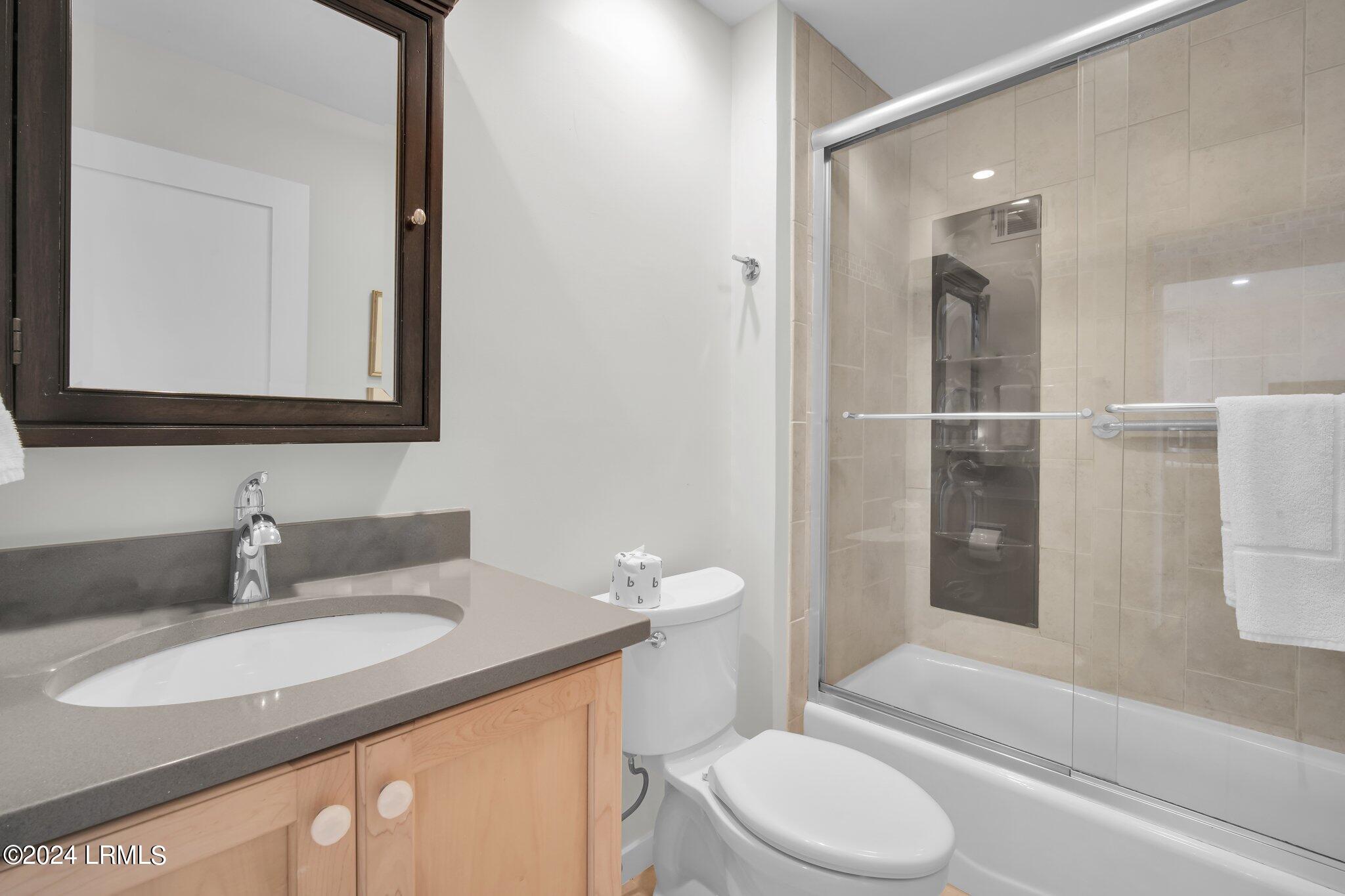 47 S Harbor Drive, A