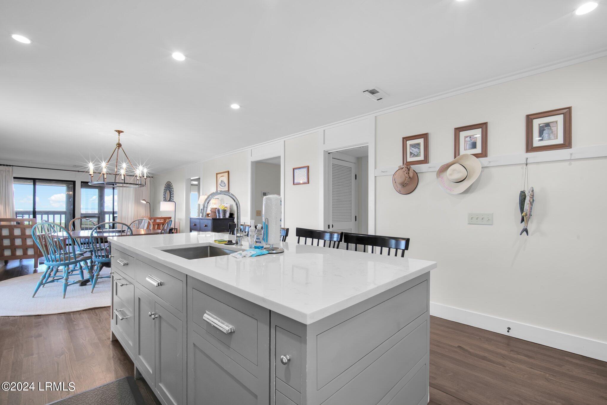 47 S Harbor Drive, A