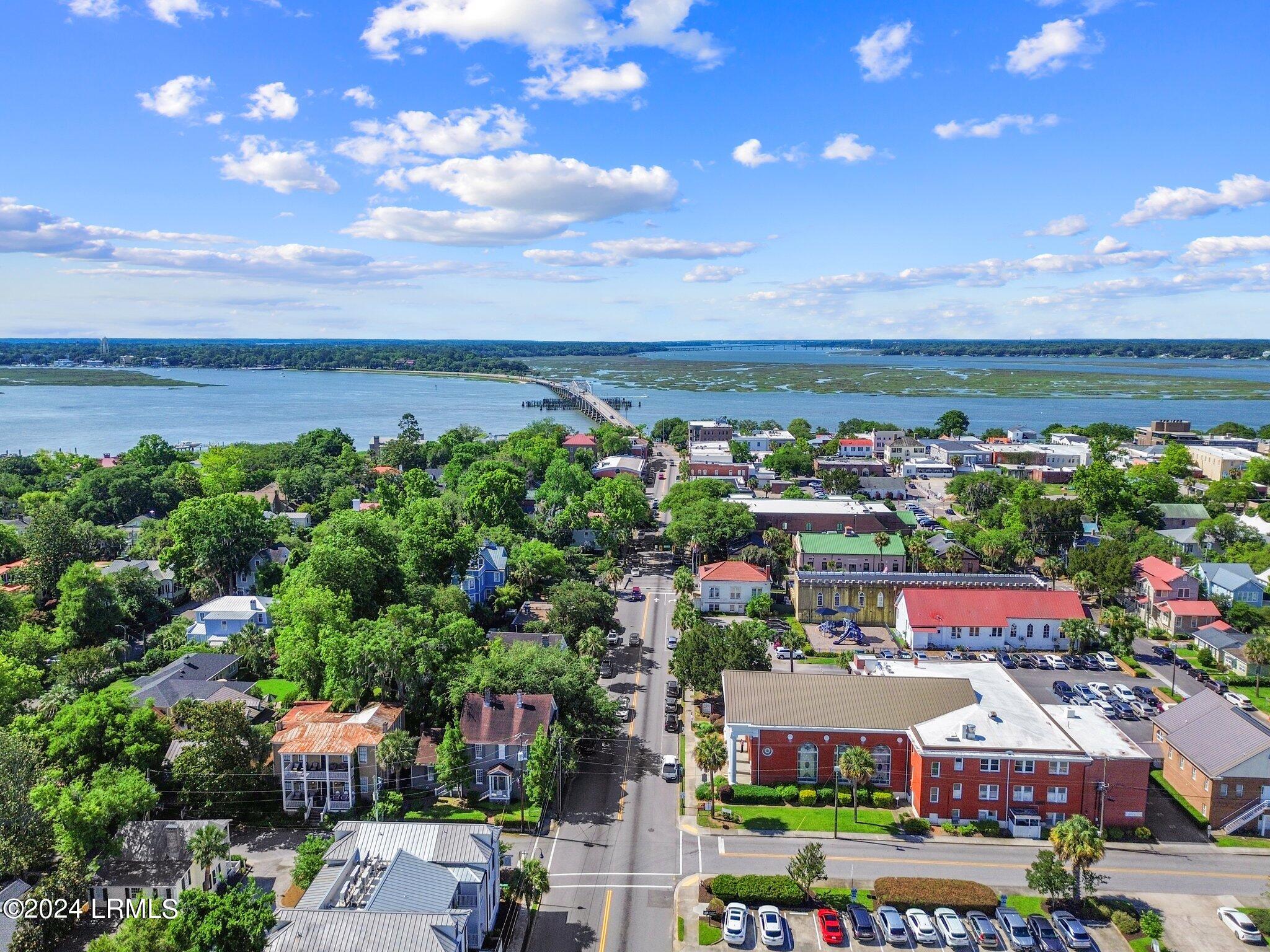 609 Carteret Street, A