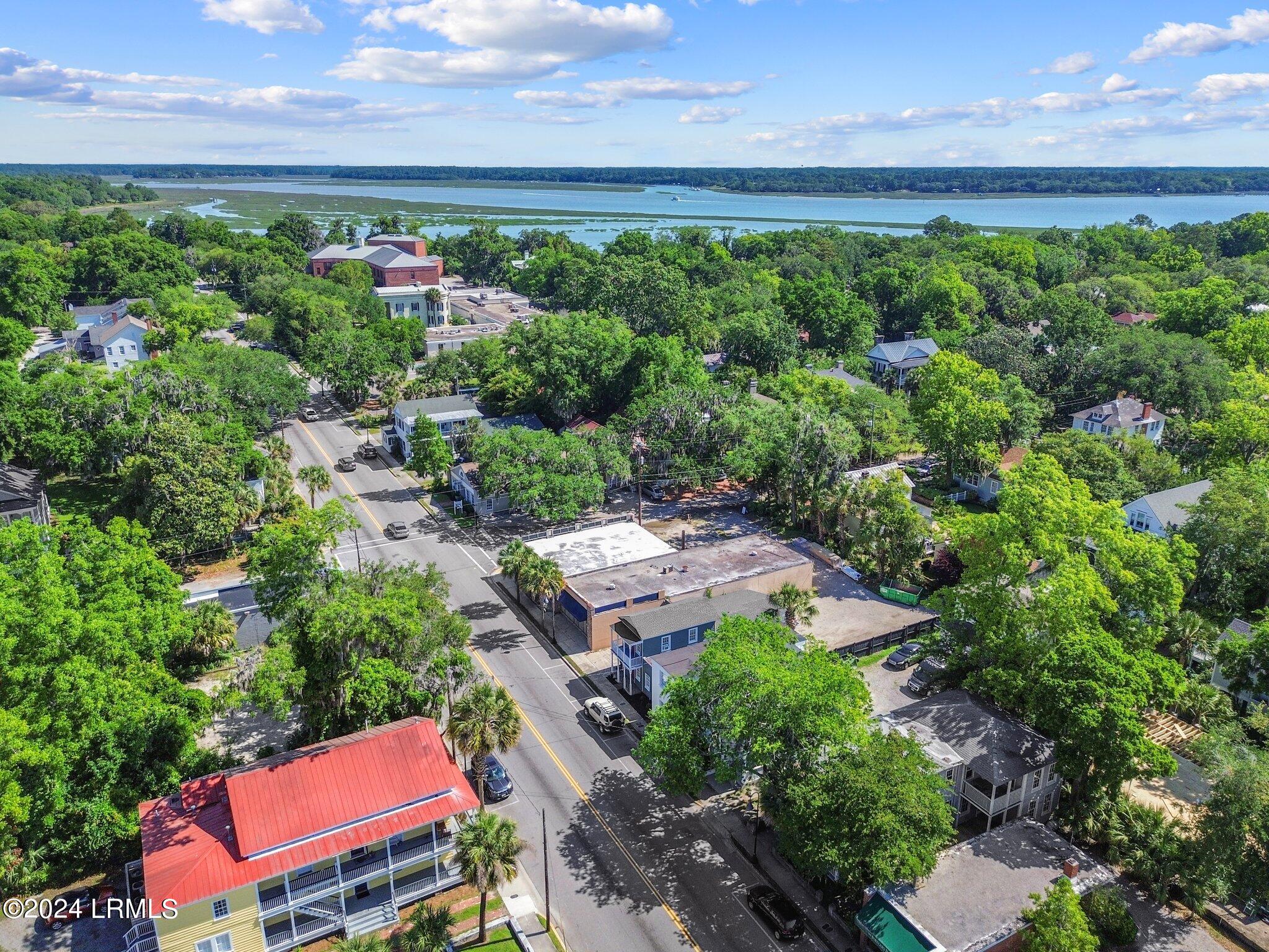 609 Carteret Street, A