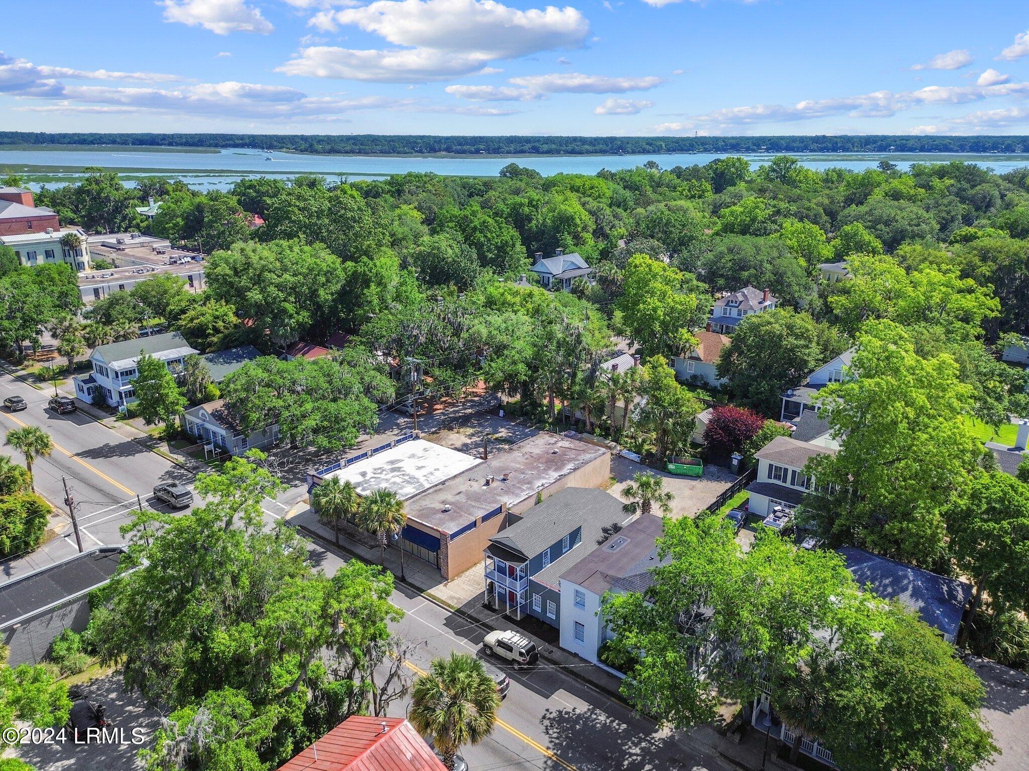 609 Carteret Street, A