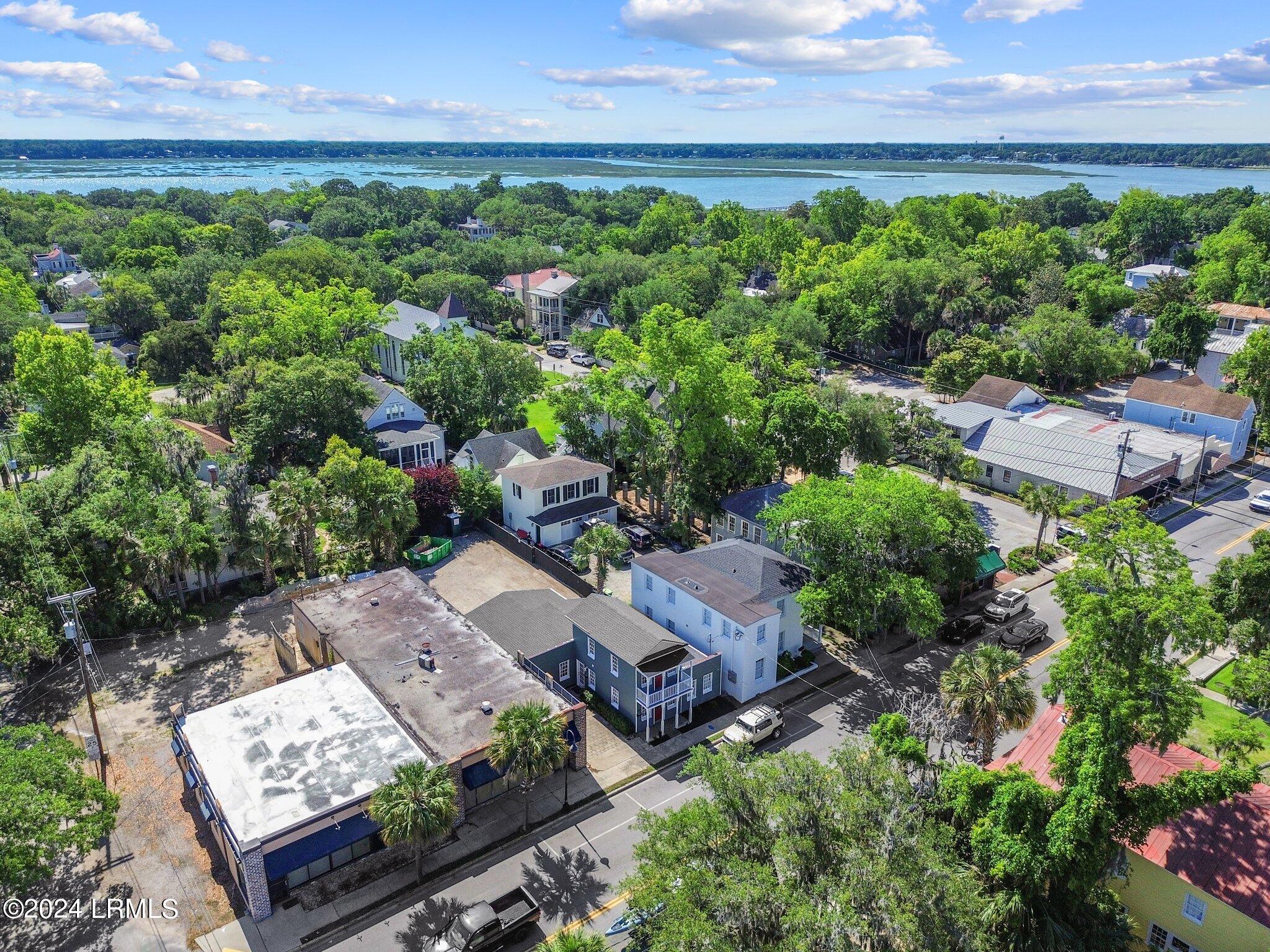 609 Carteret Street, A