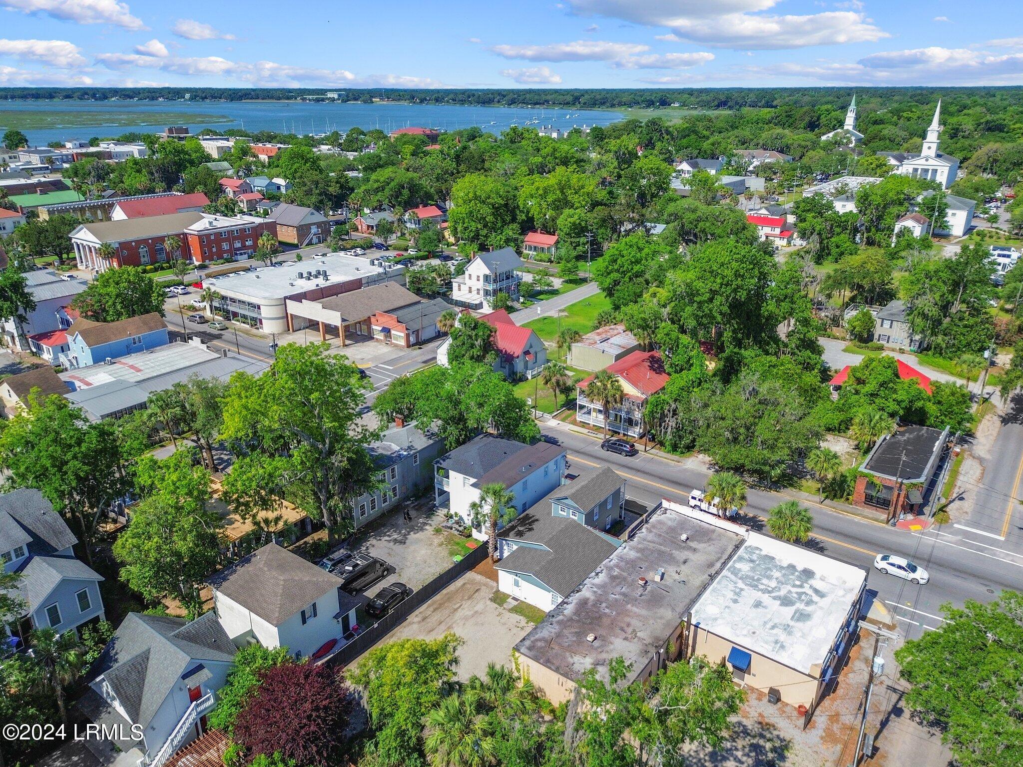 609 Carteret Street, A