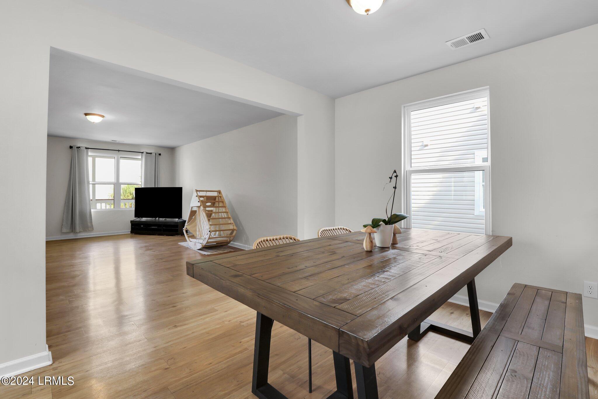 103 Palmetto Breeze Circle