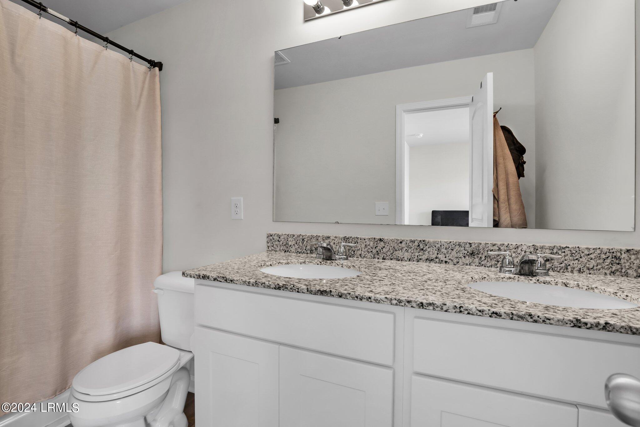 103 Palmetto Breeze Circle