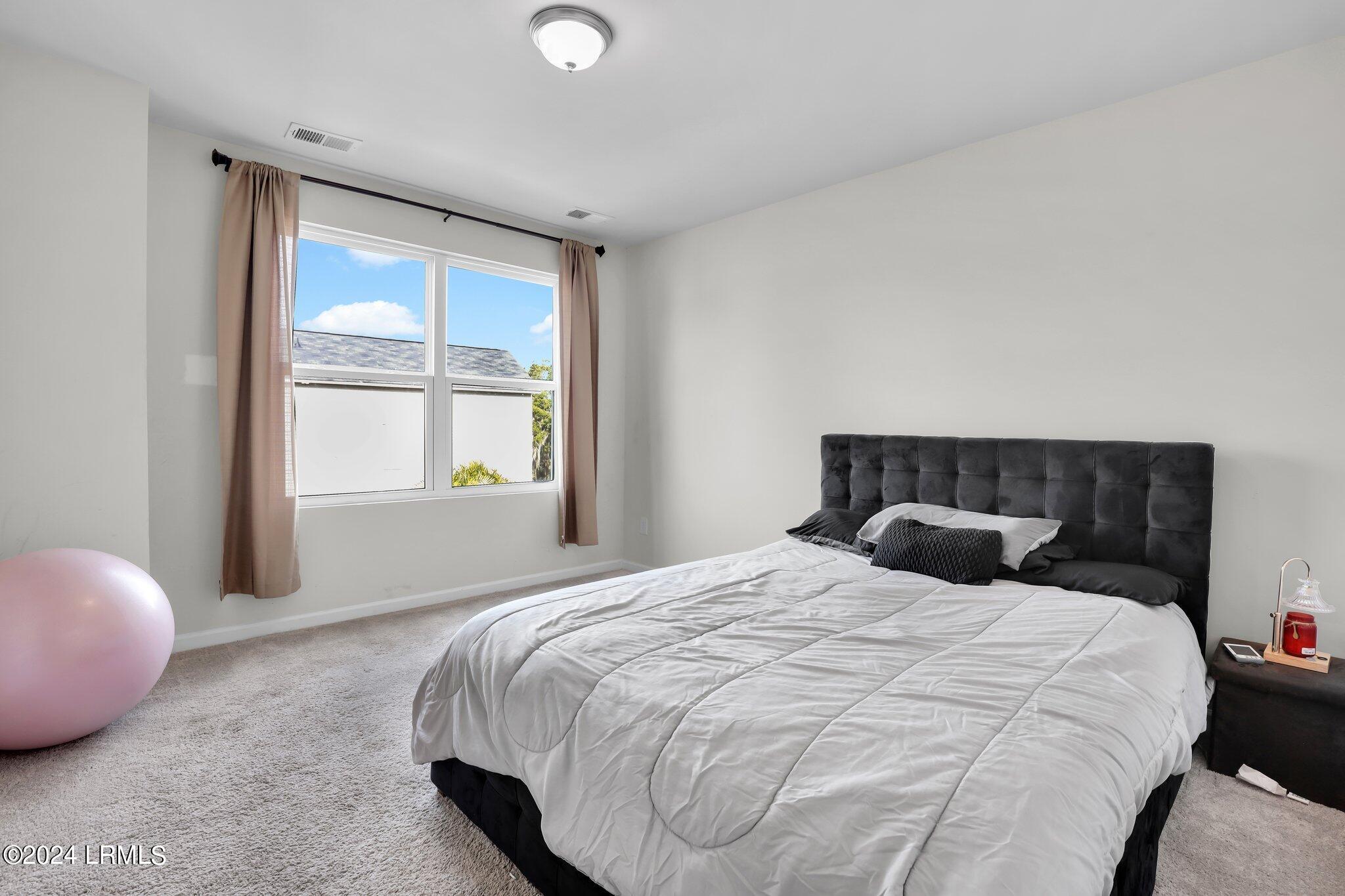 103 Palmetto Breeze Circle