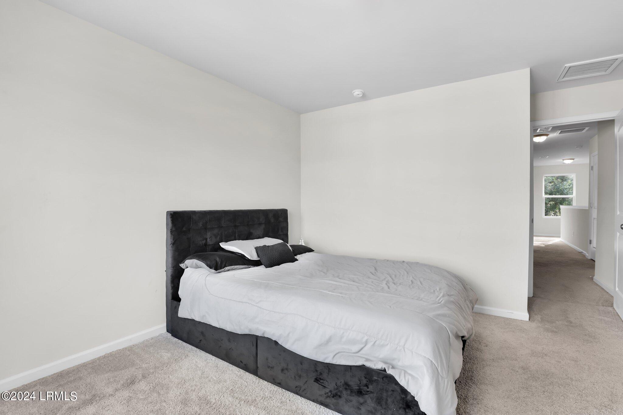 103 Palmetto Breeze Circle