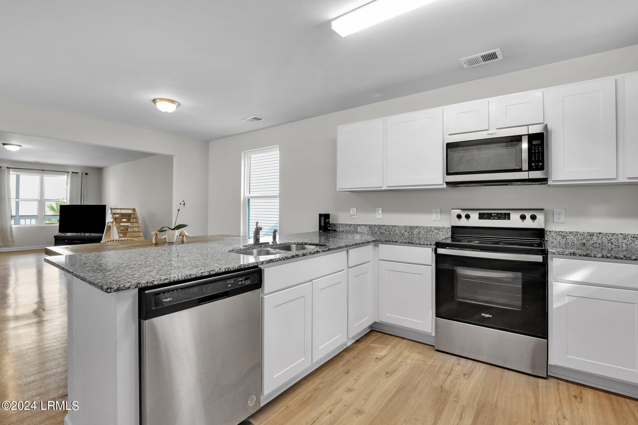 103 Palmetto Breeze Circle