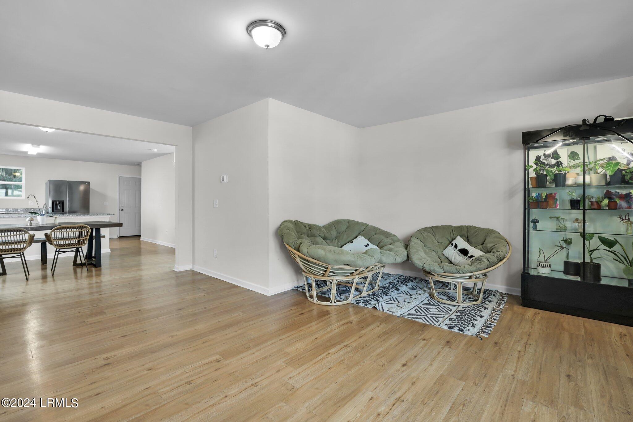 103 Palmetto Breeze Circle