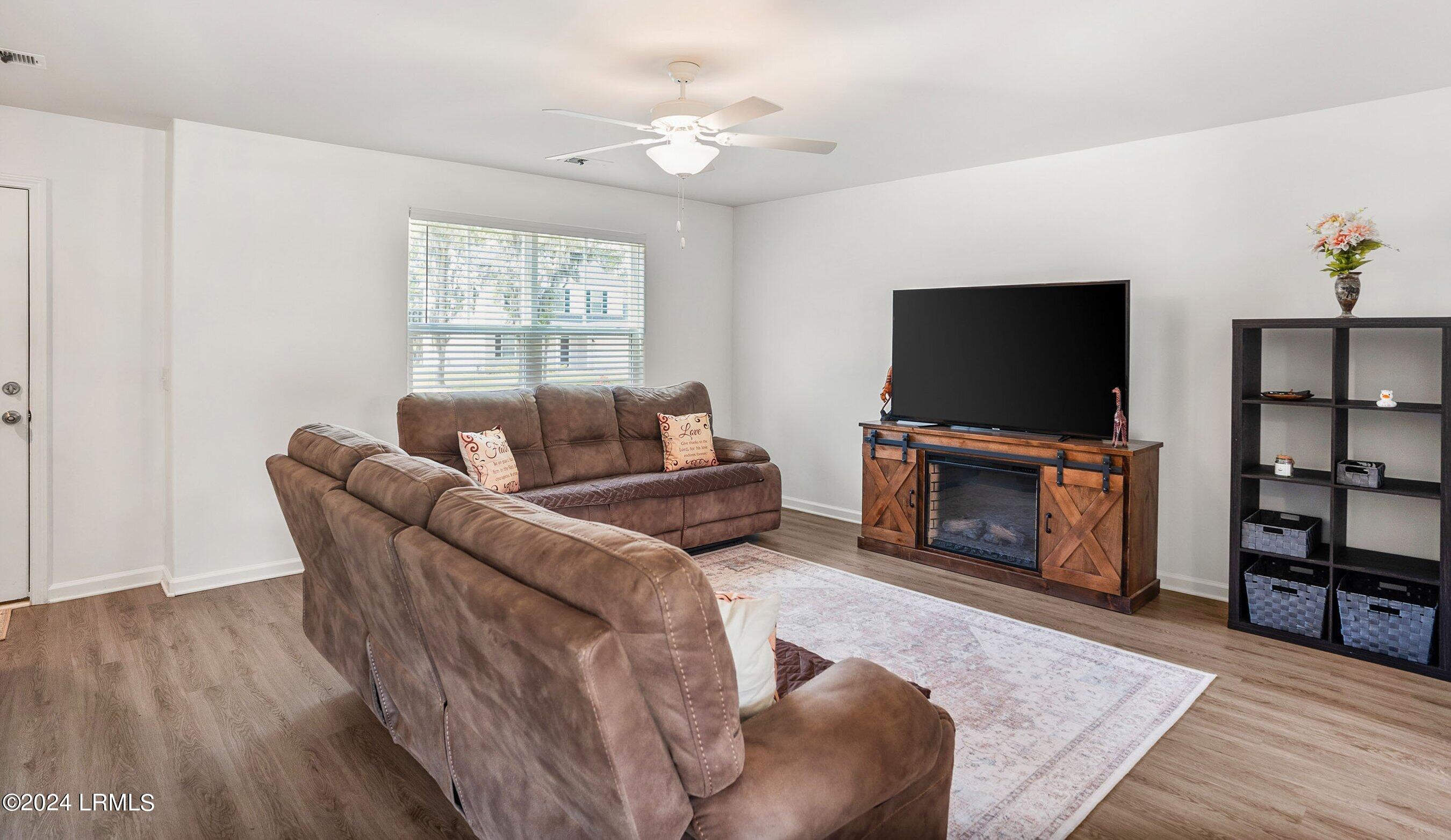 131 Teal Bluff Blvd