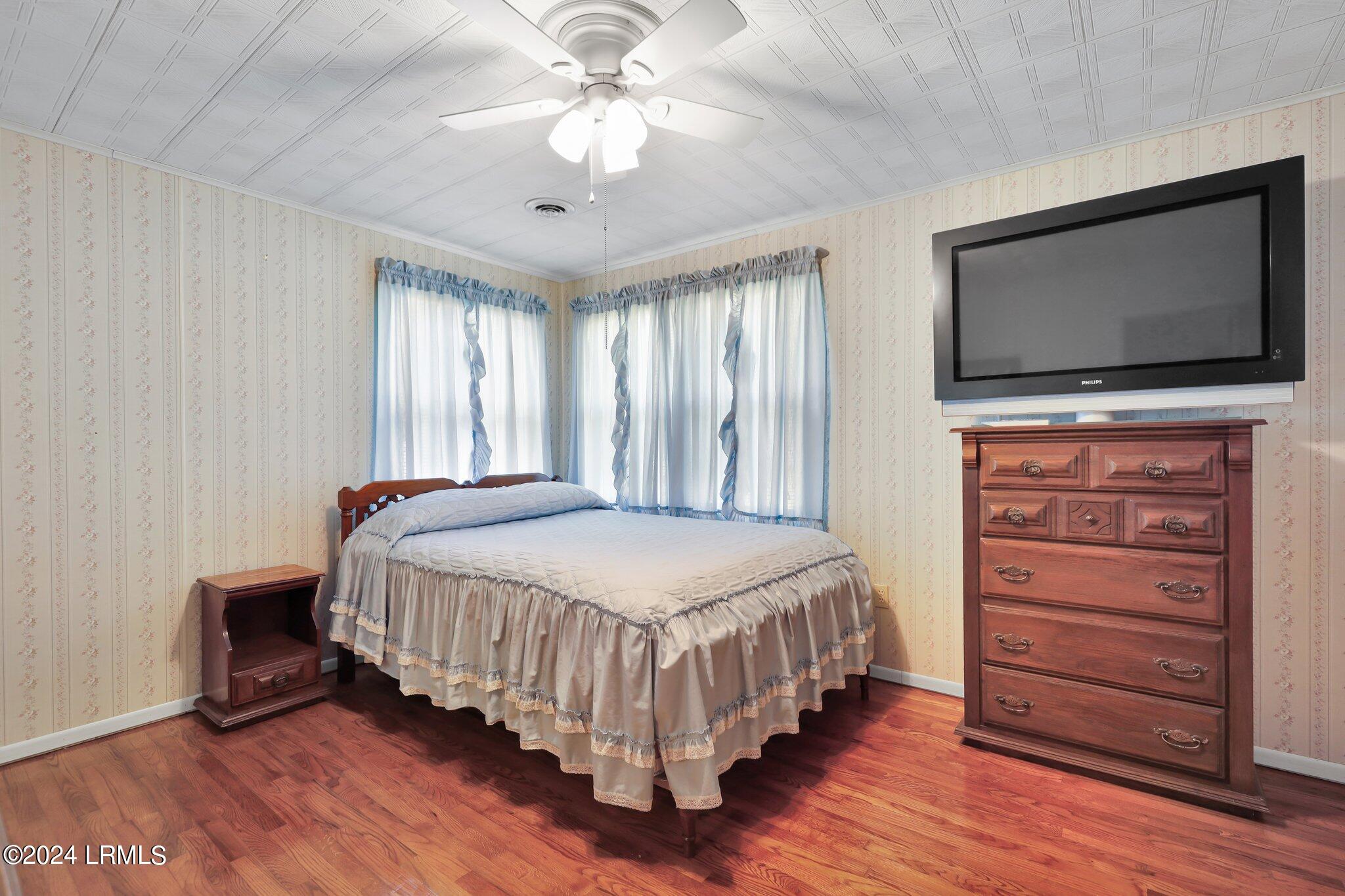 112 Pine Cove Street