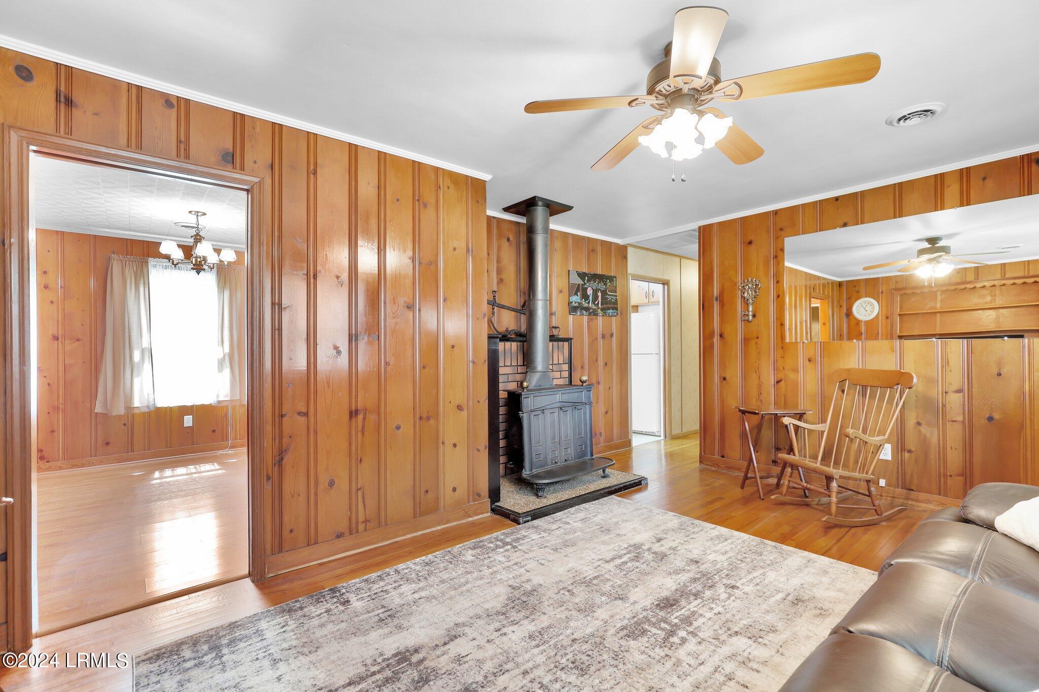 112 Pine Cove Street