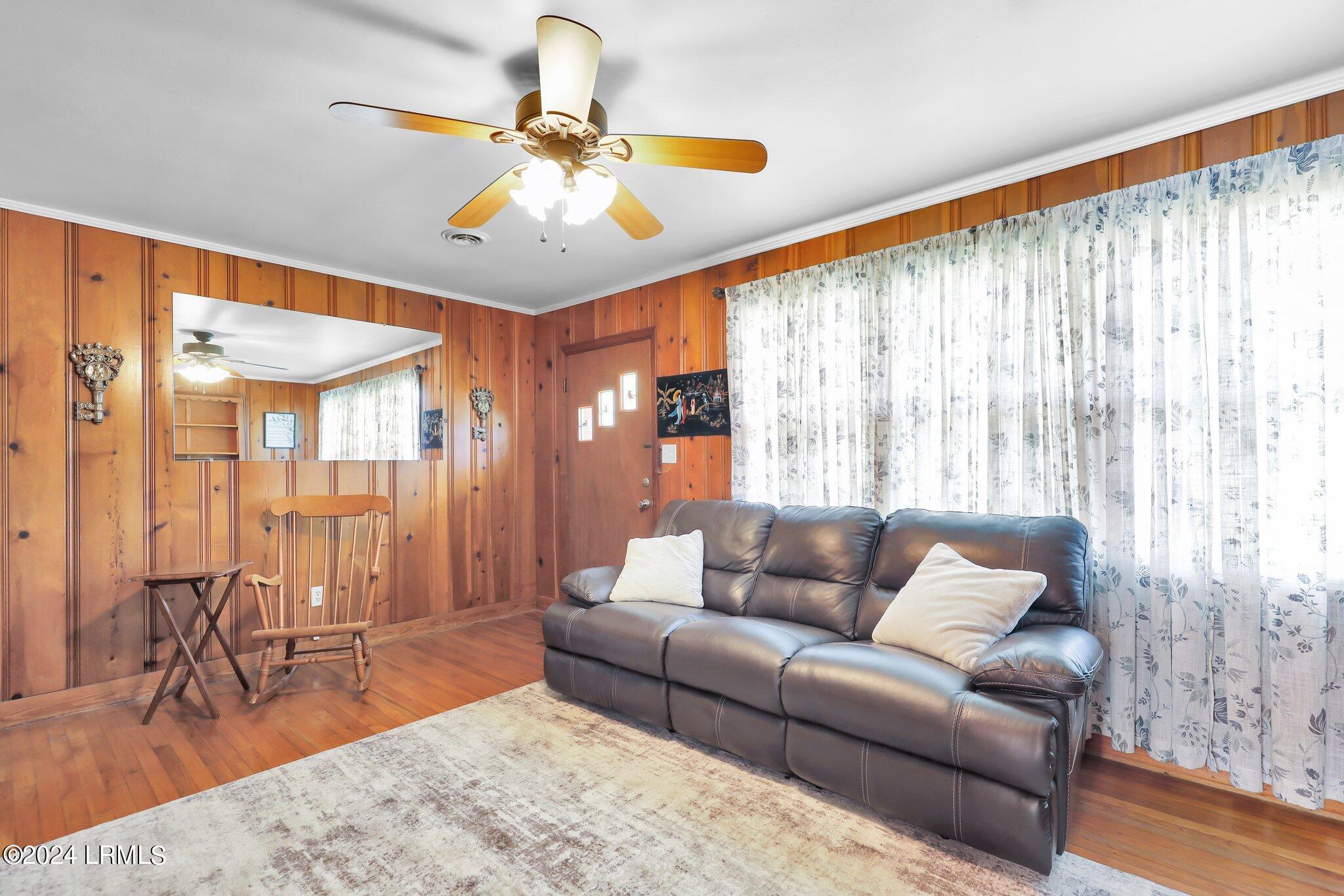 112 Pine Cove Street