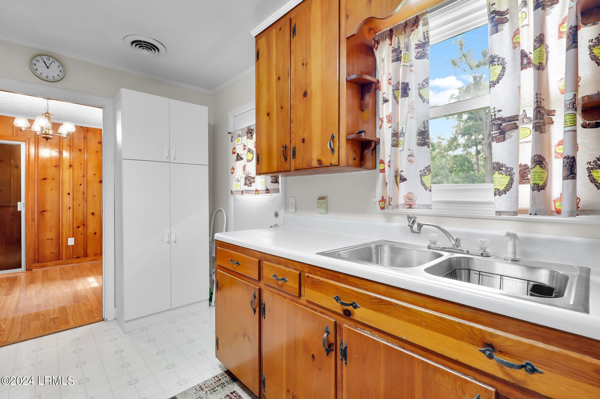 112 Pine Cove Street