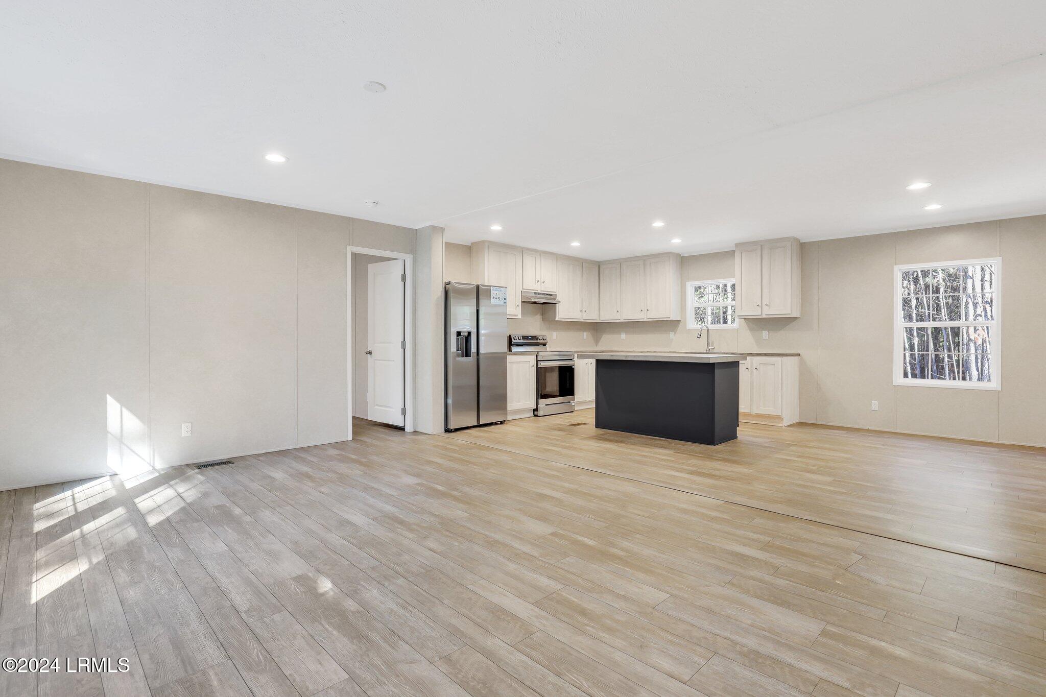 175 Sunny Loop
